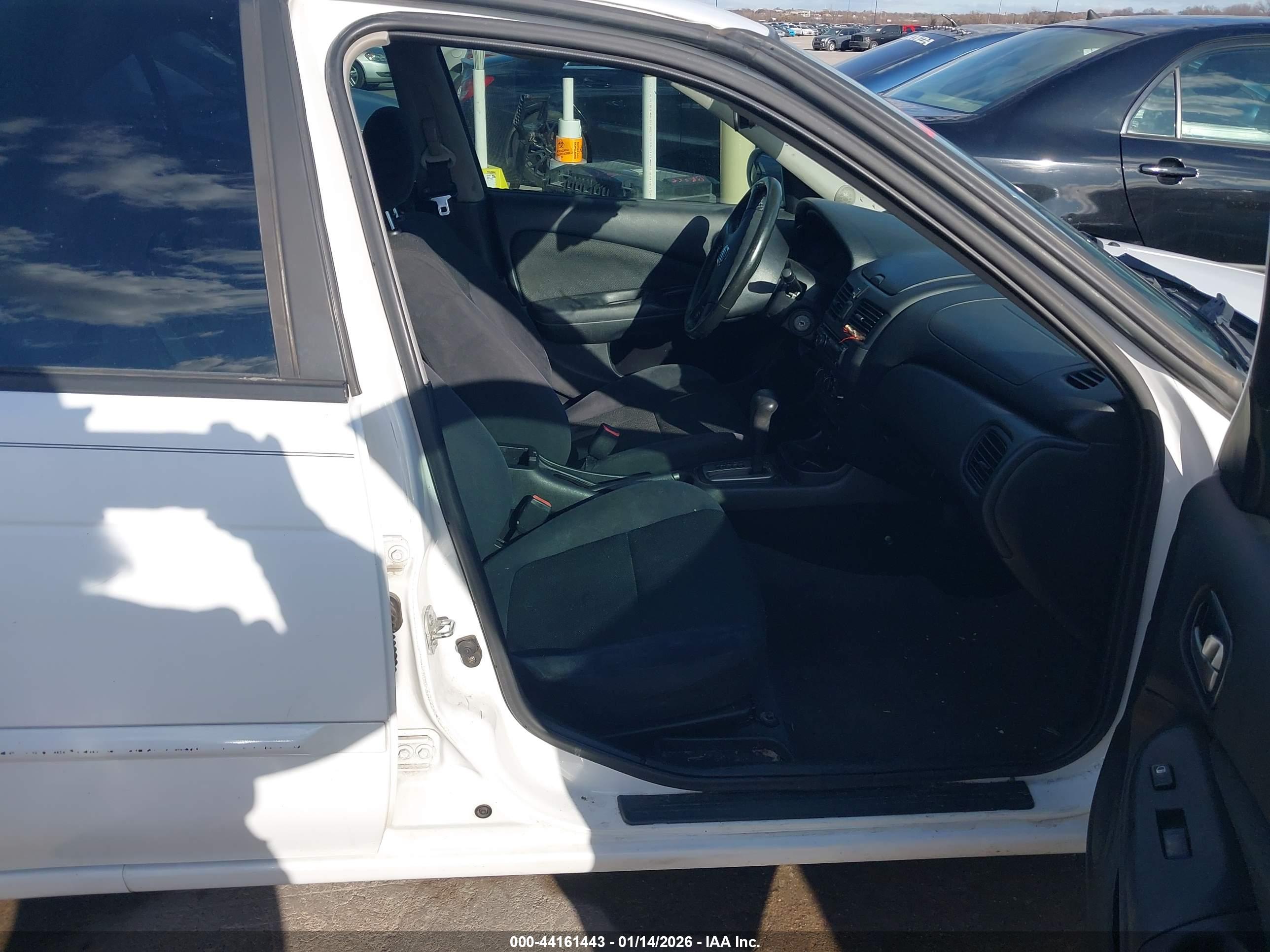 NISSAN SENTRA image 5