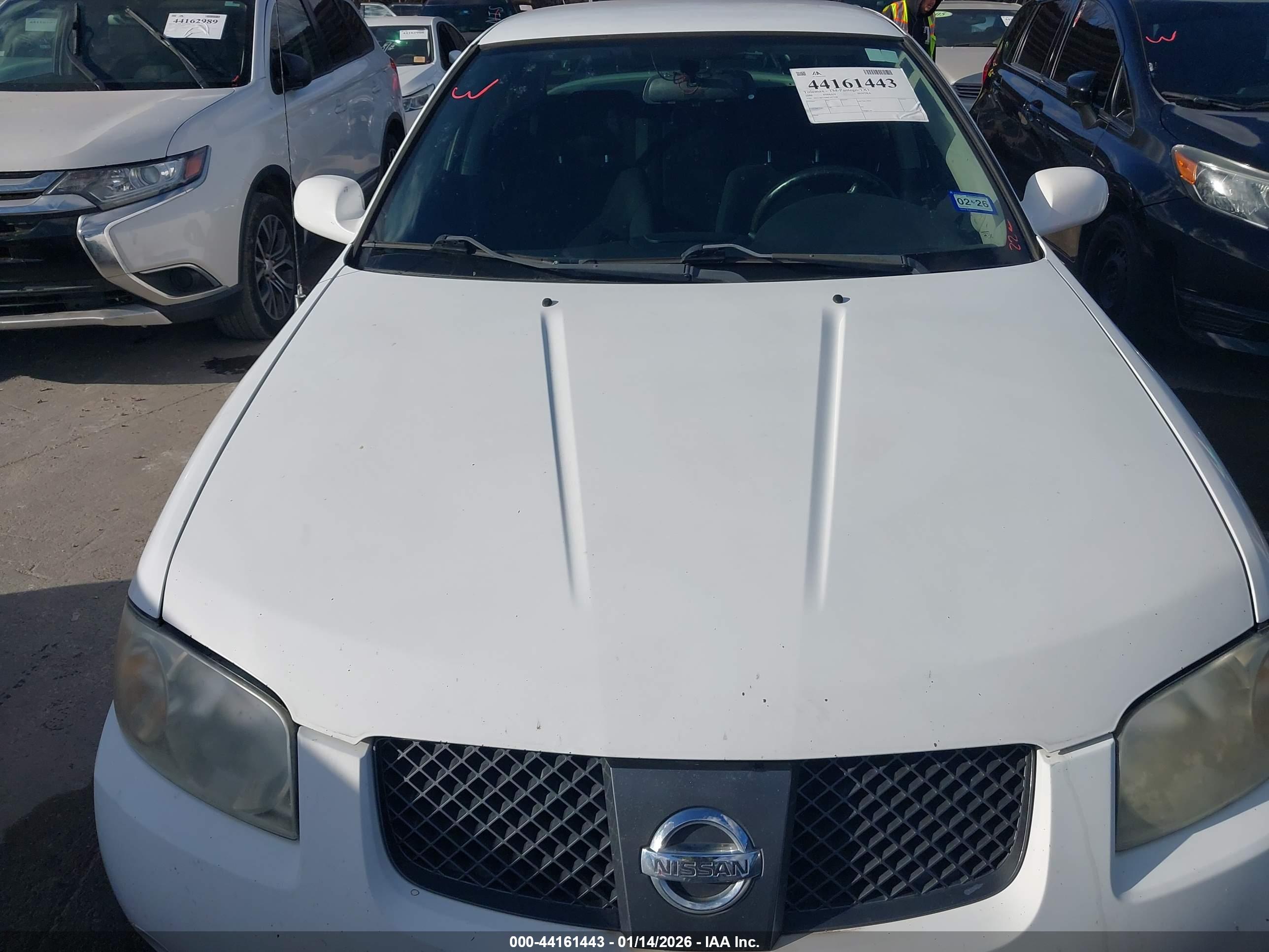 NISSAN SENTRA image 6