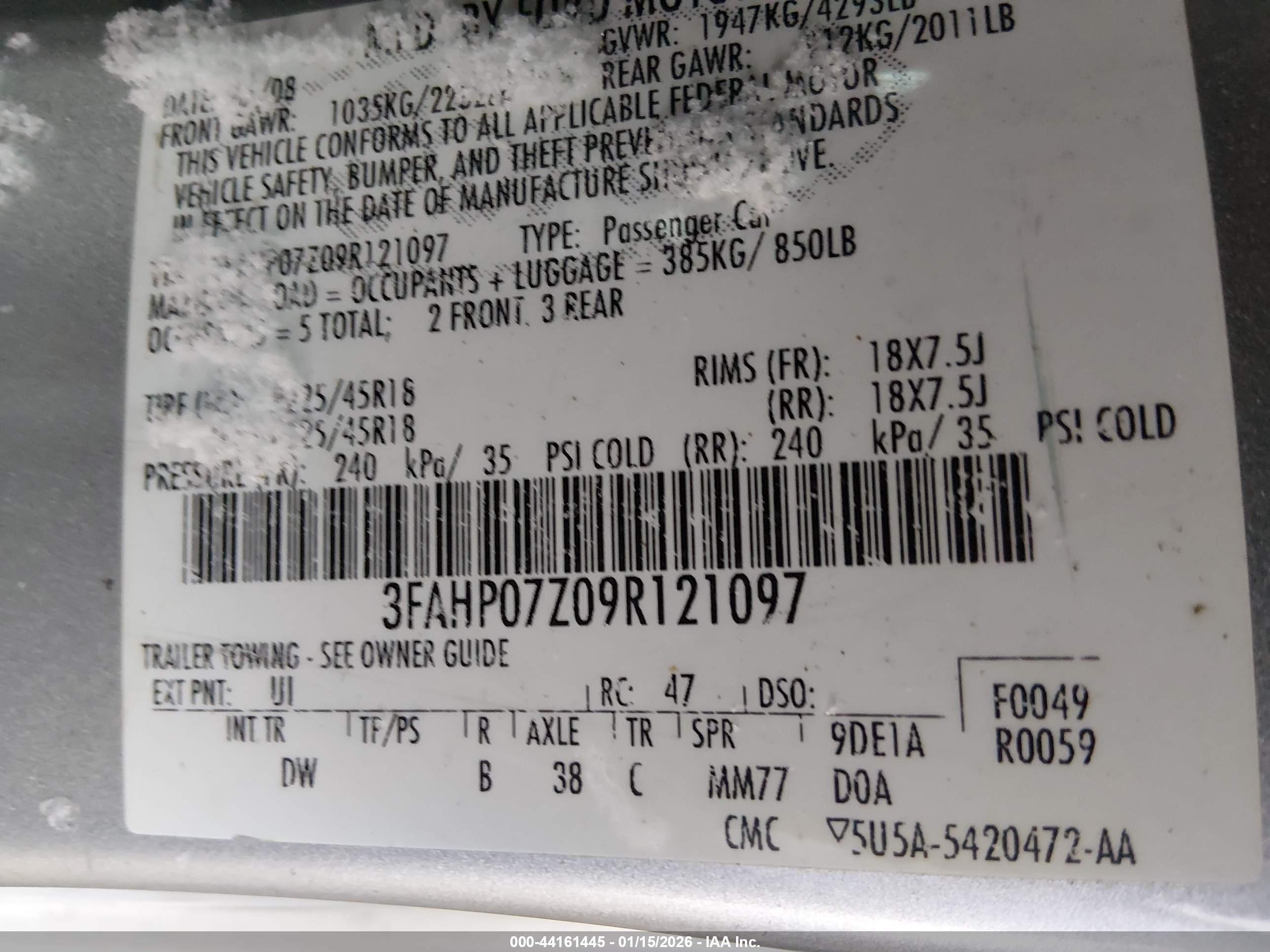 FORD FUSION image 9