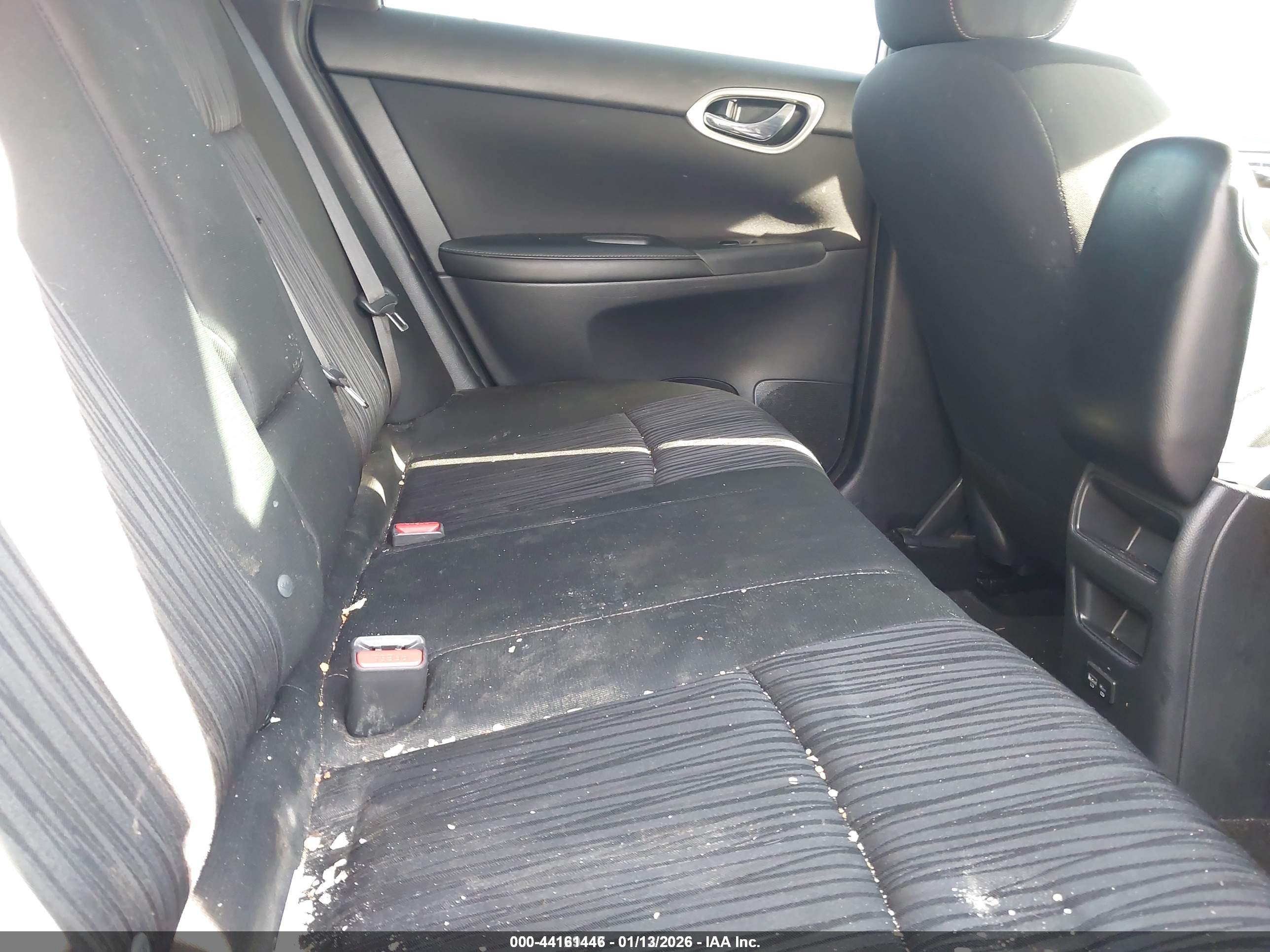 NISSAN SENTRA image 8