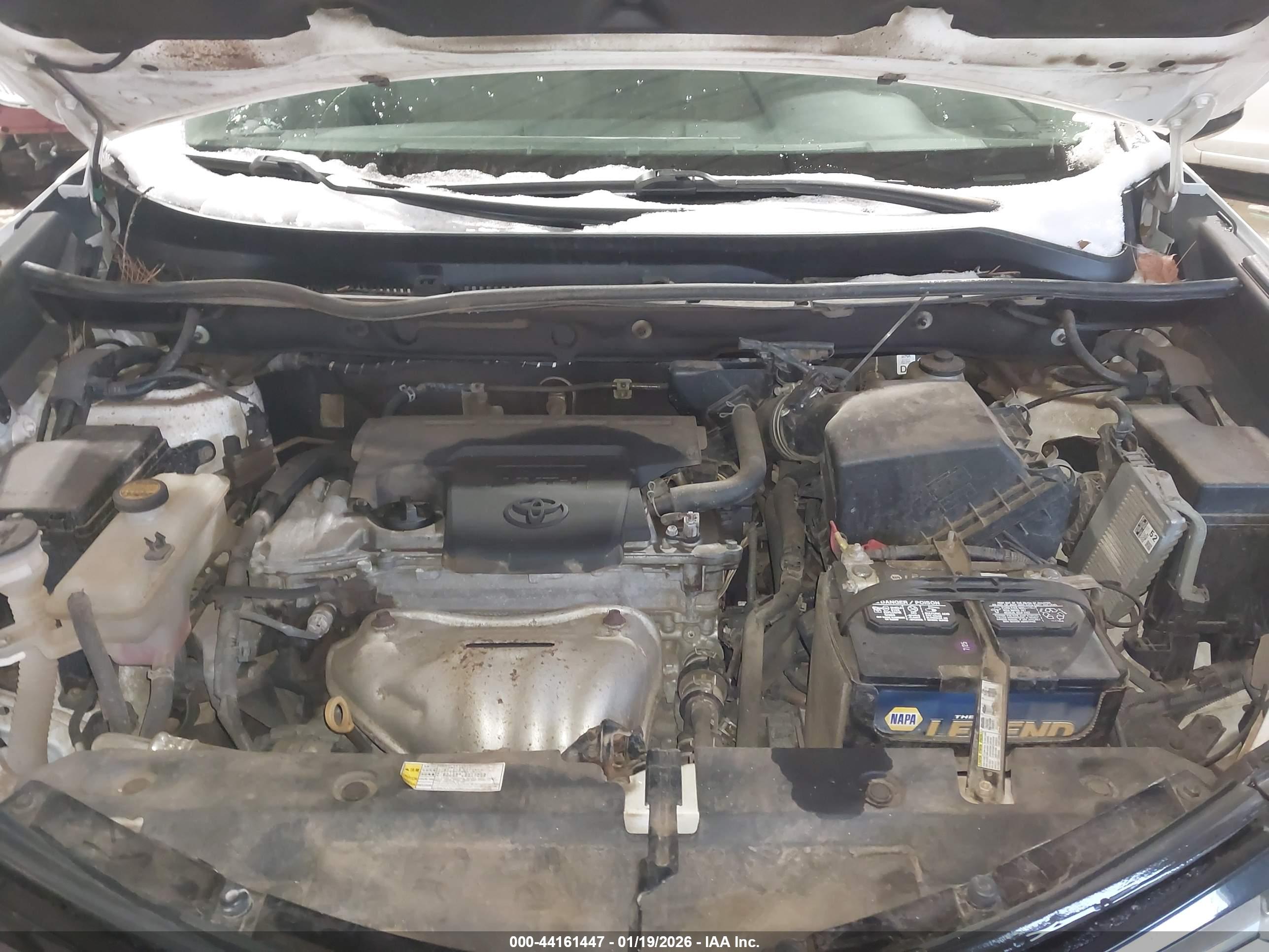 TOYOTA RAV4 image 10