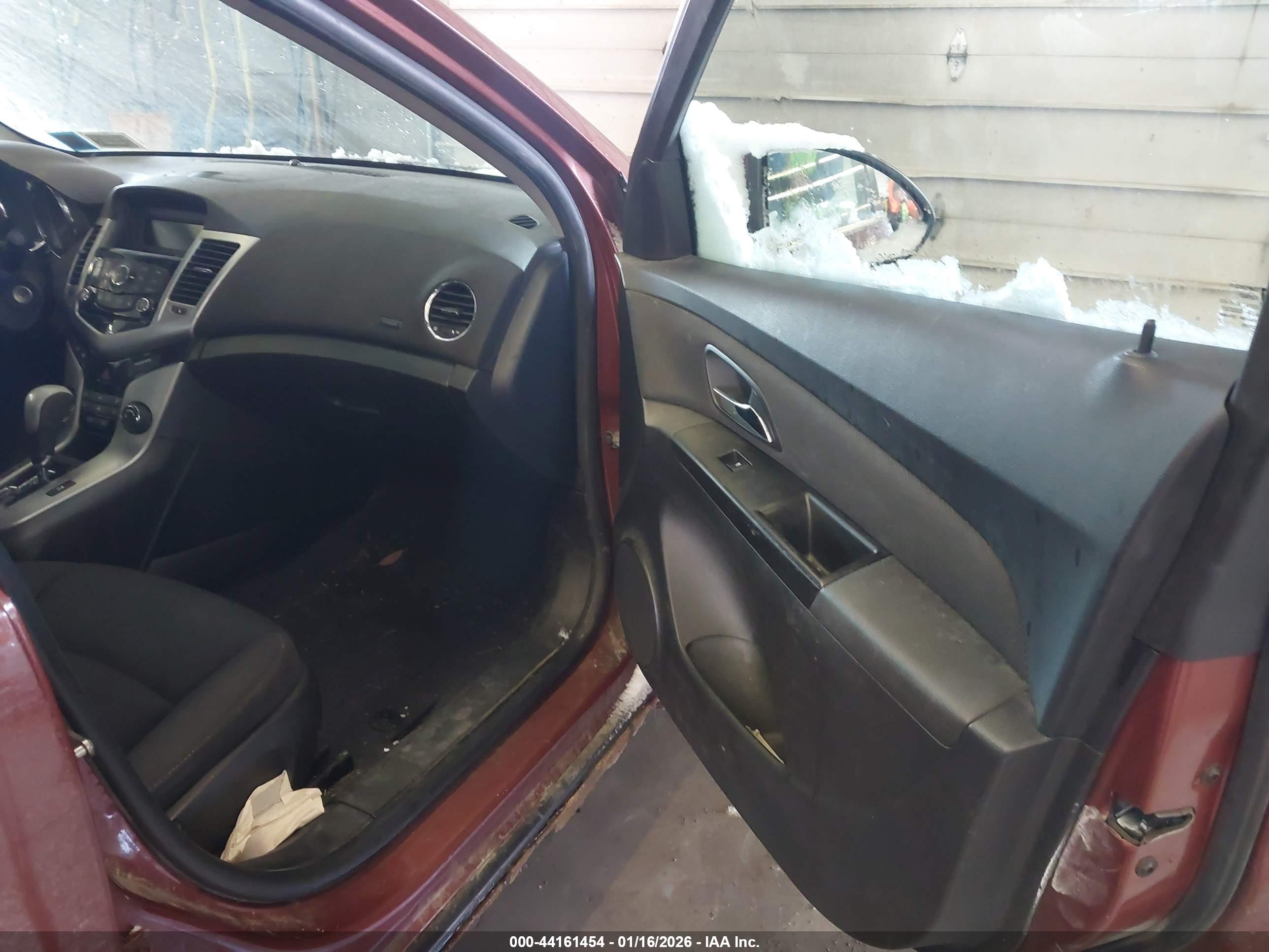 CHEVROLET CRUZE image 5