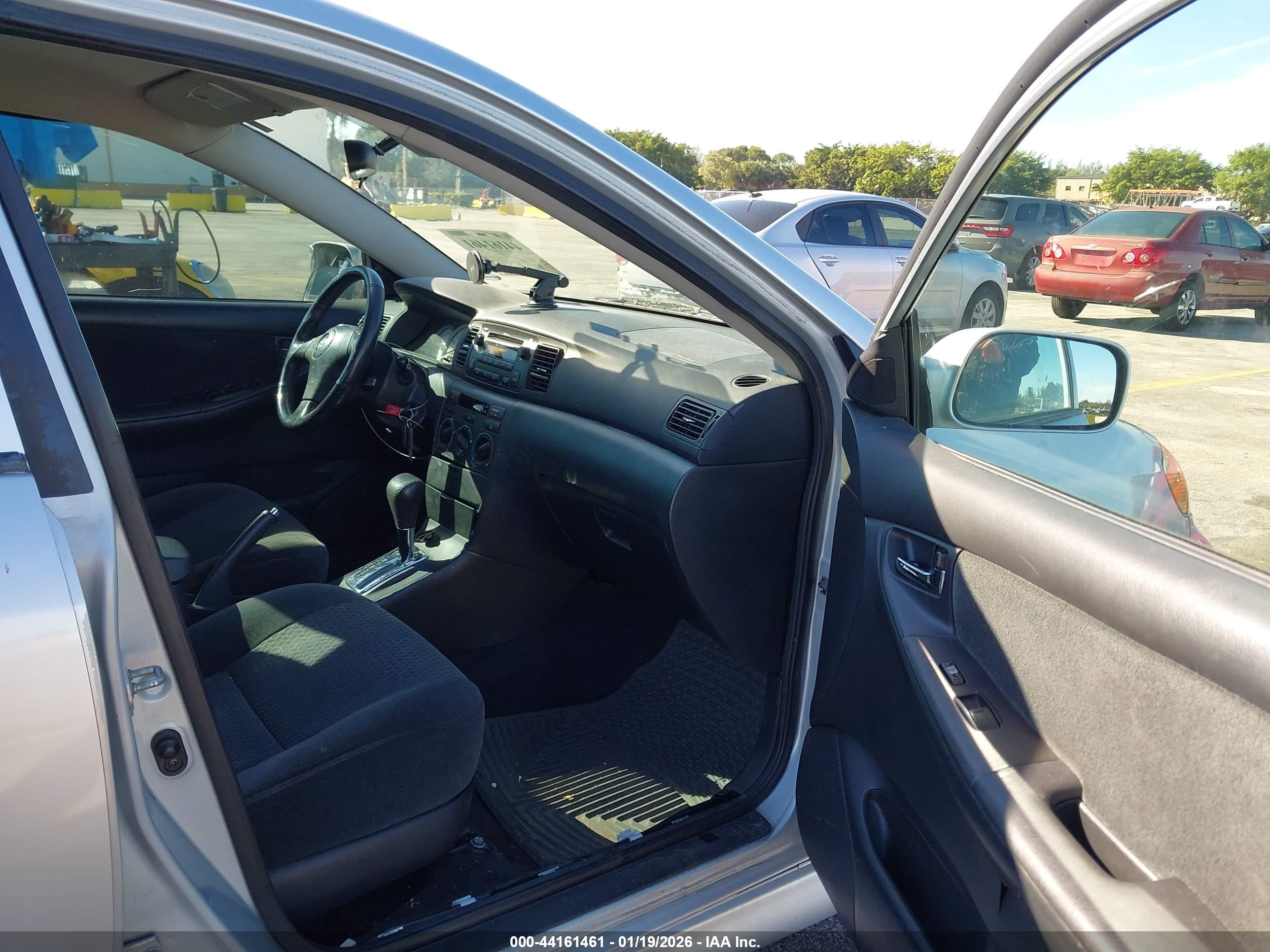 TOYOTA COROLLA image 5