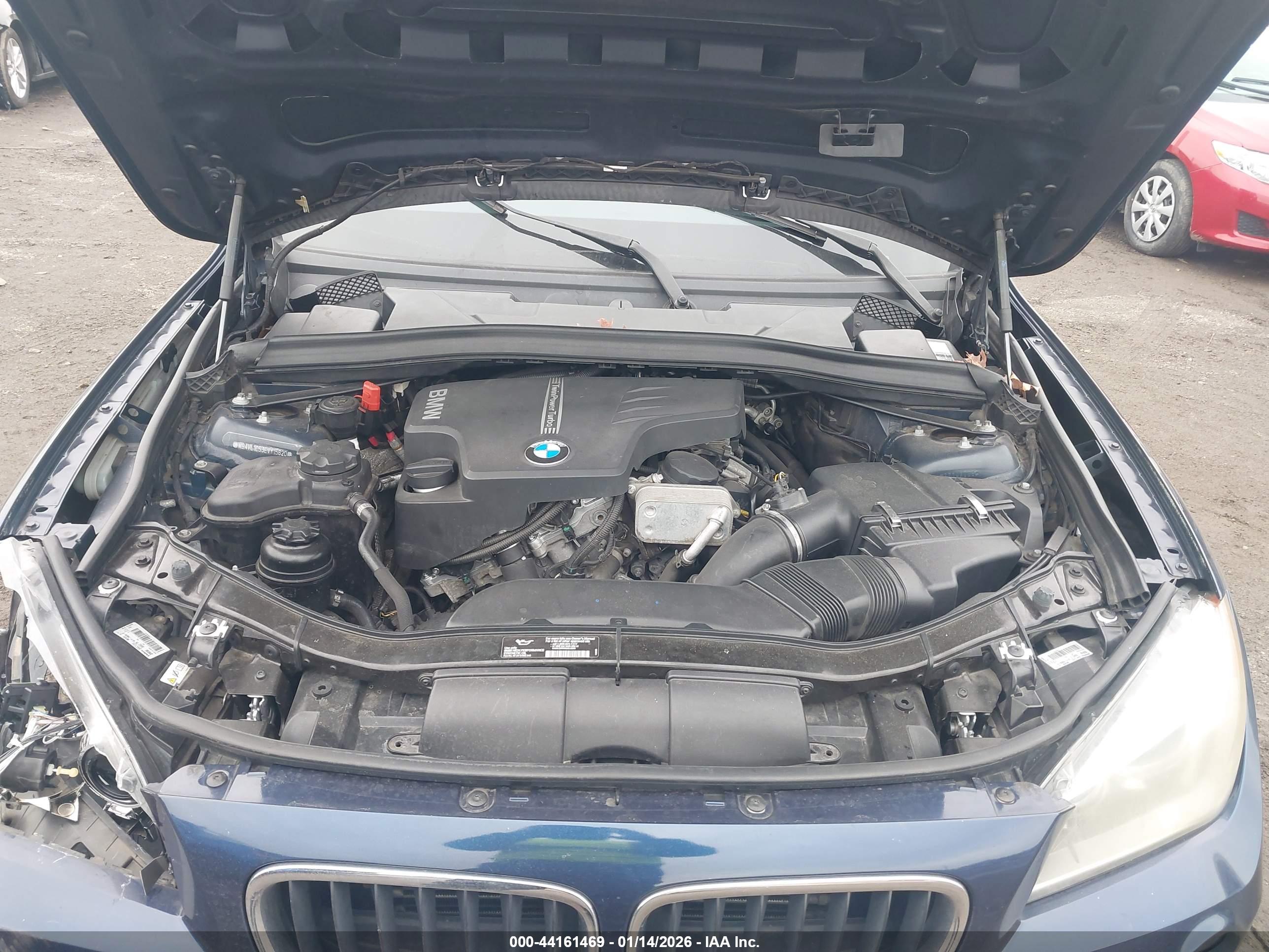BMW X1 image 10