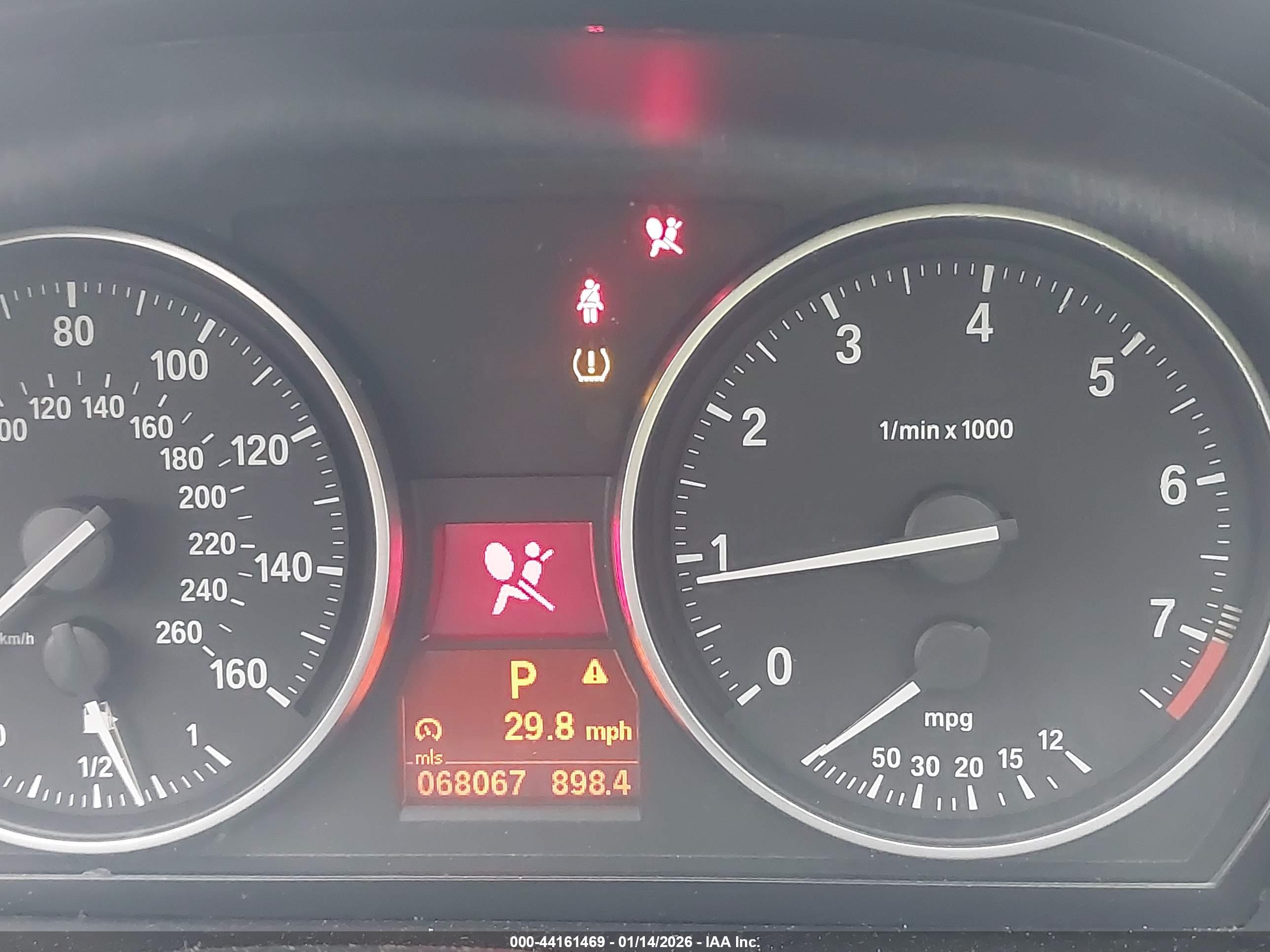 BMW X1 image 7
