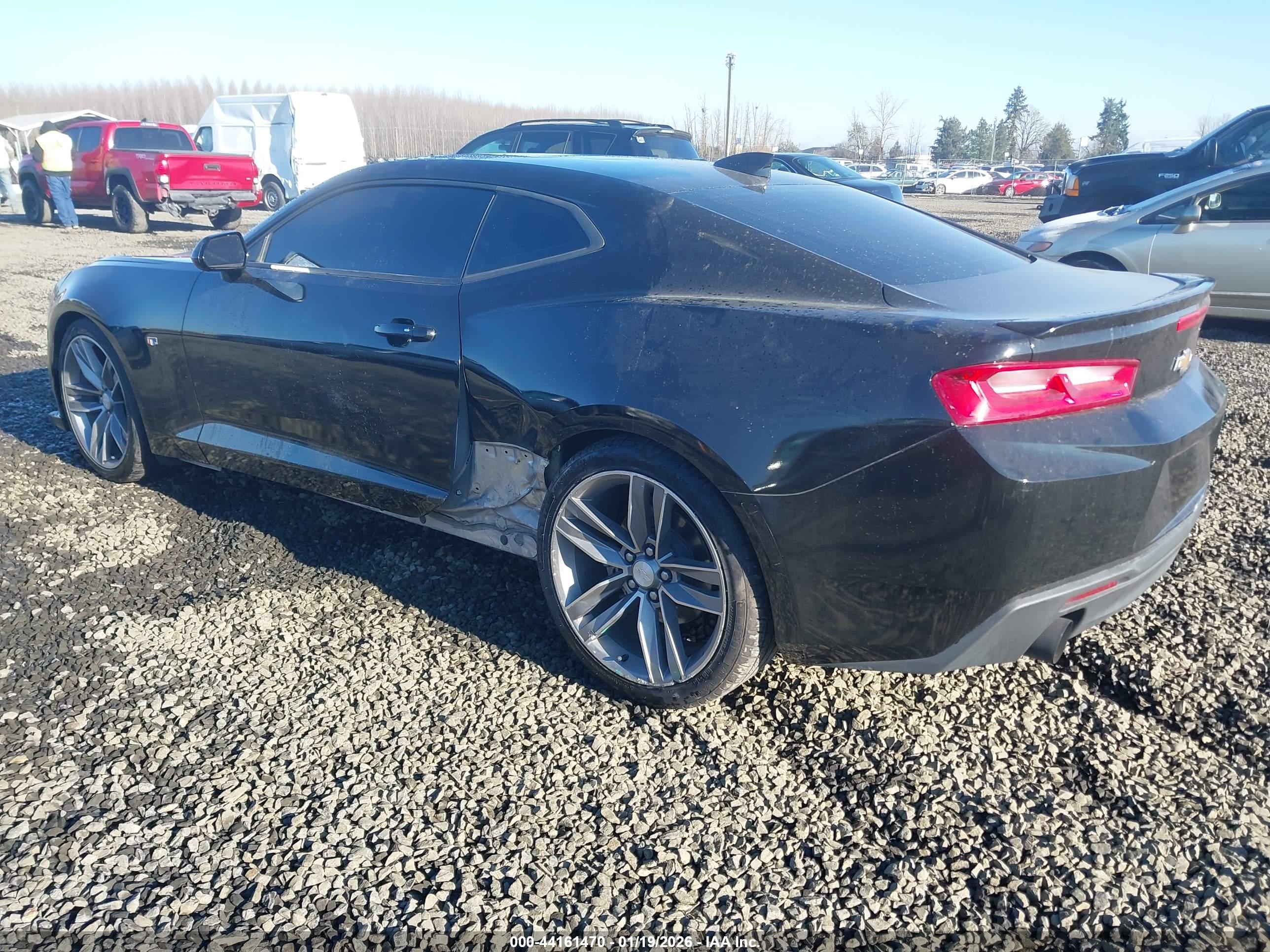 CHEVROLET CAMARO image 3