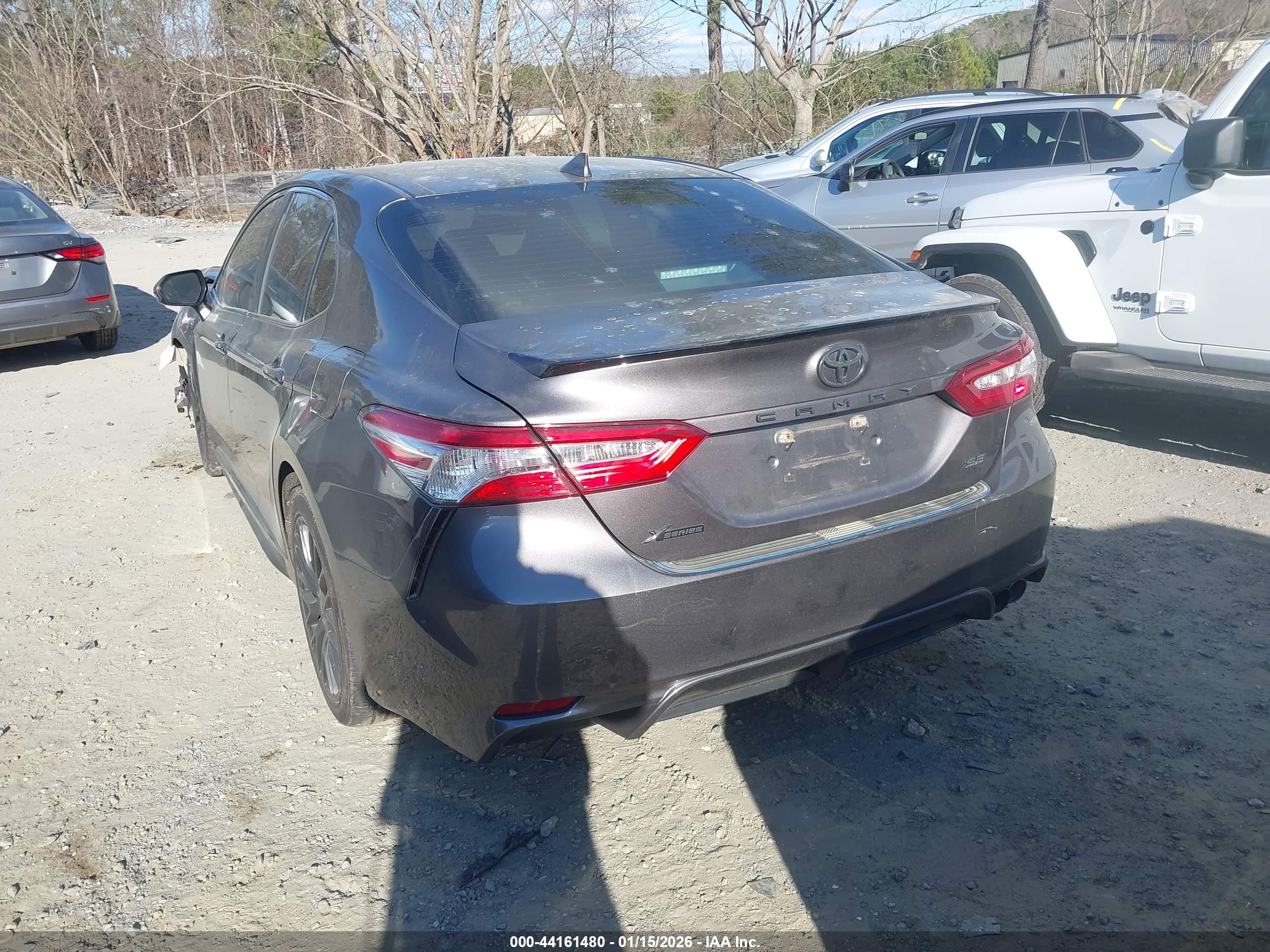 TOYOTA CAMRY image 3