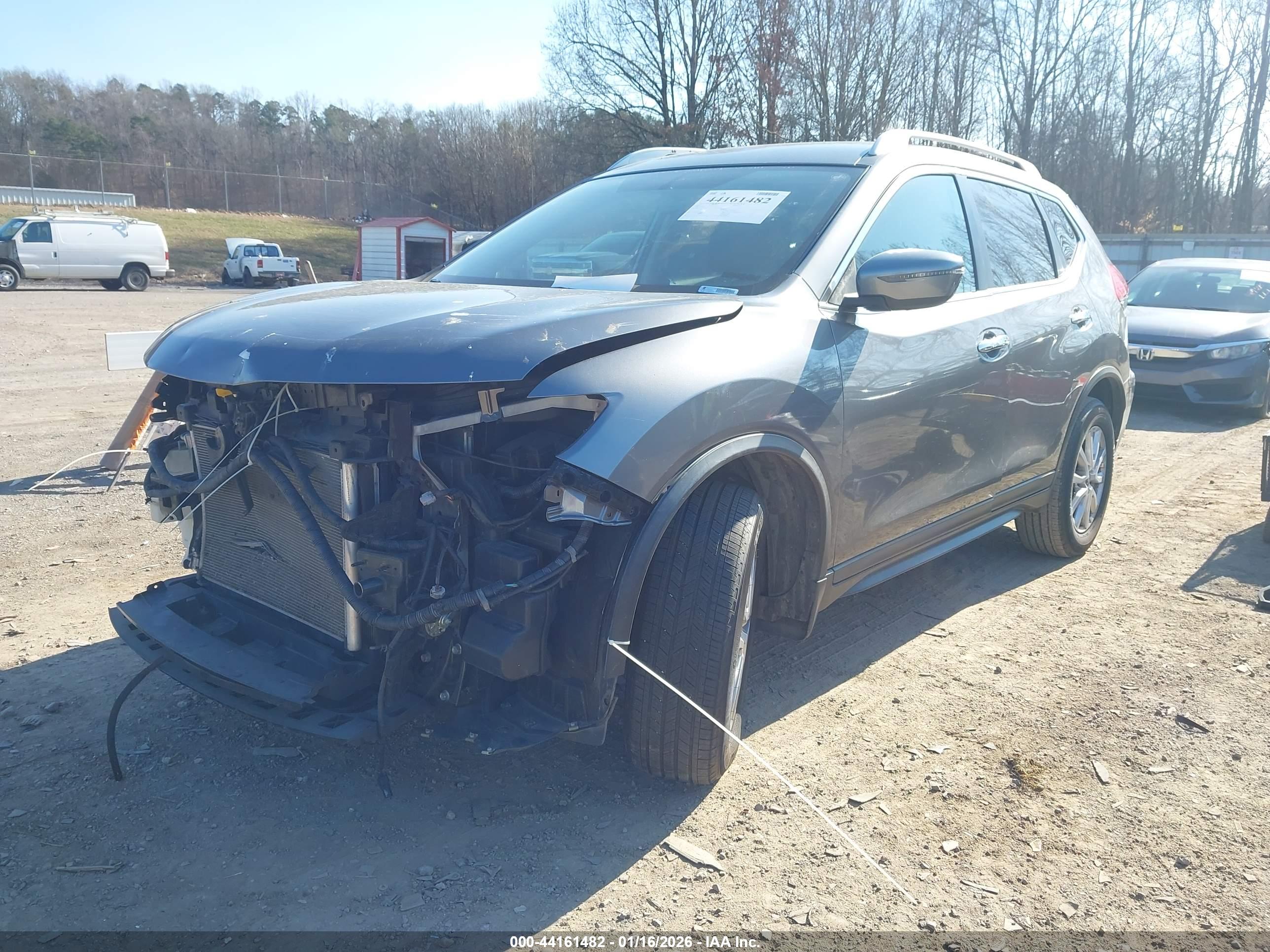 NISSAN ROGUE image 2