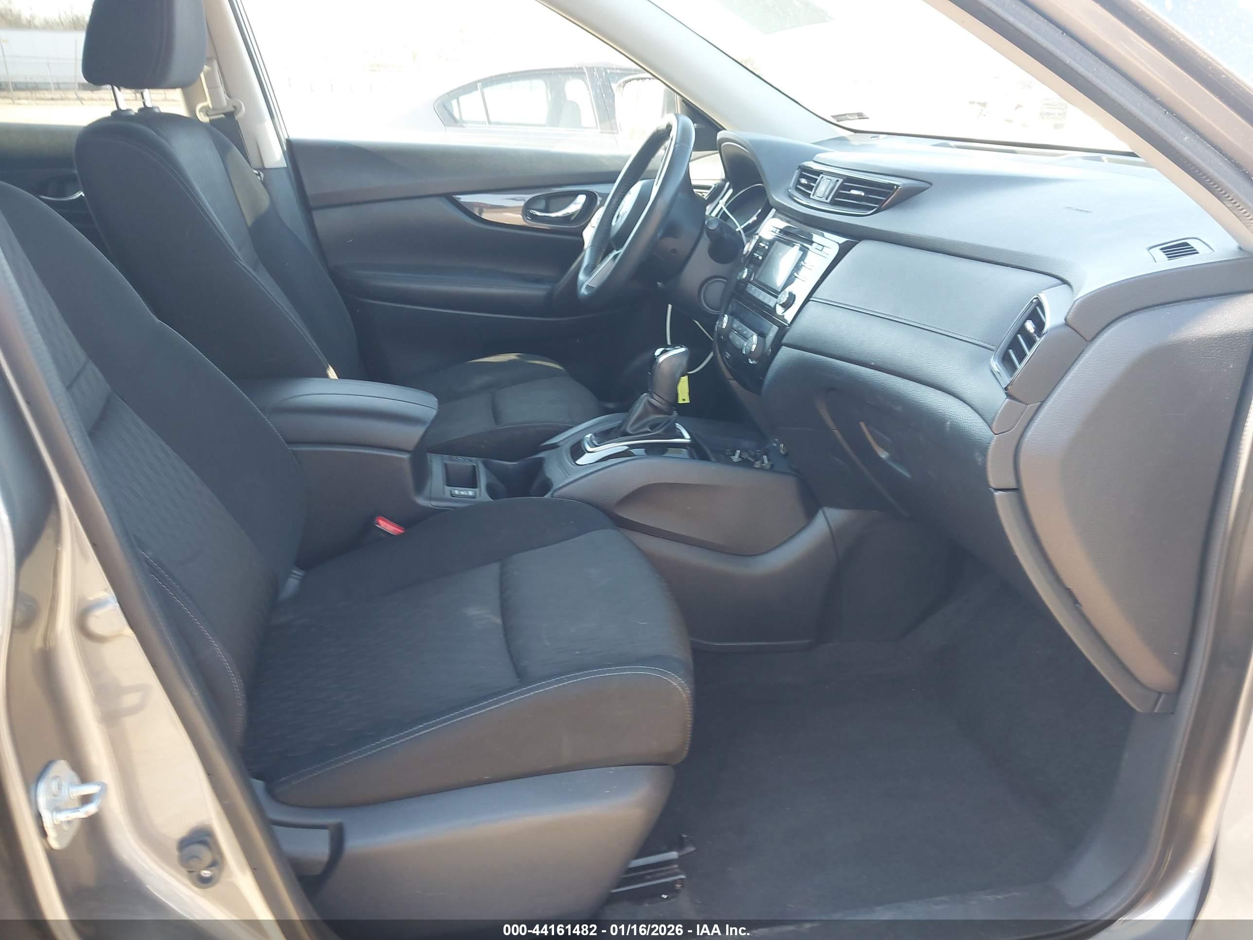 NISSAN ROGUE image 5