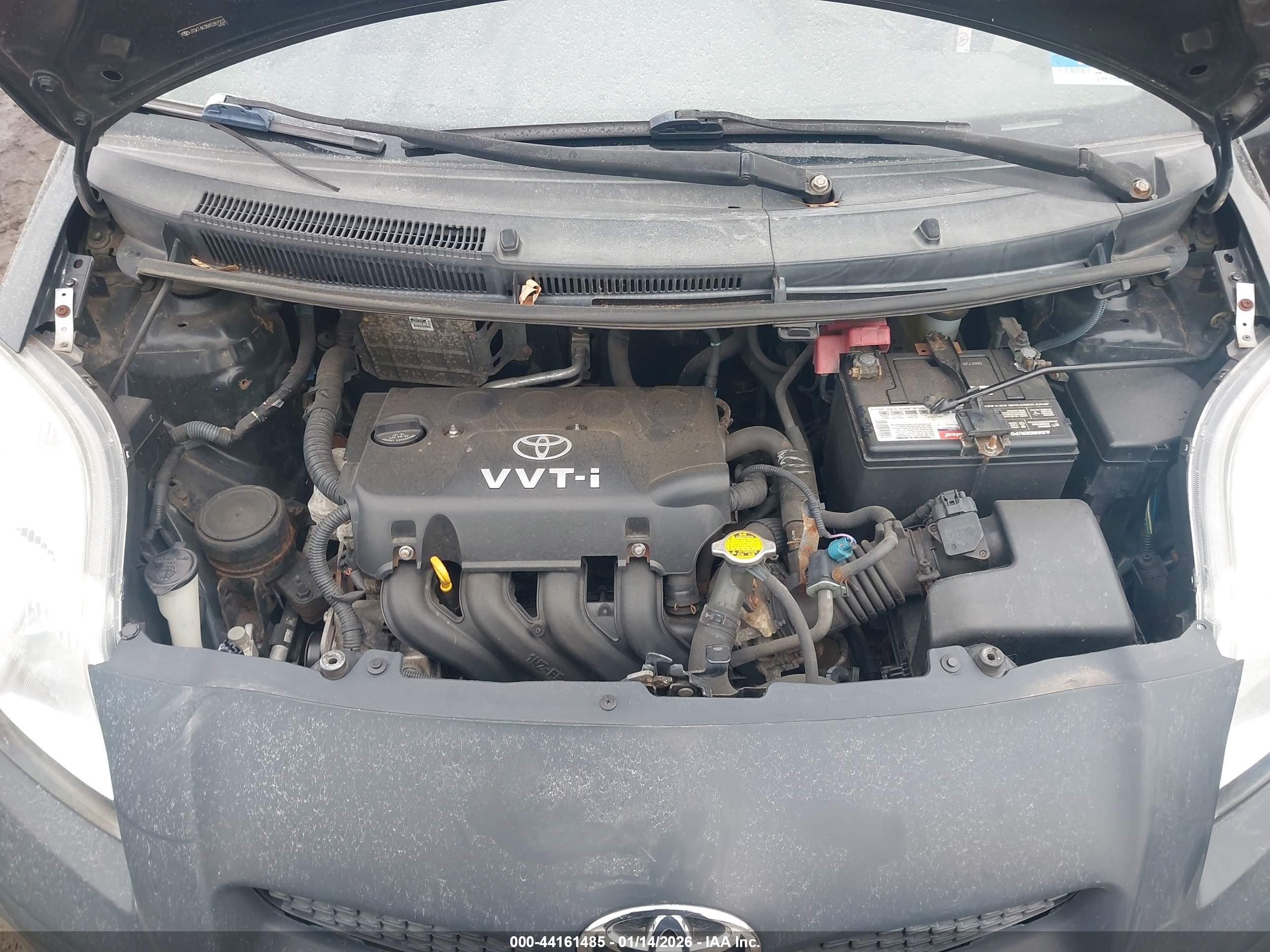 TOYOTA YARIS image 10