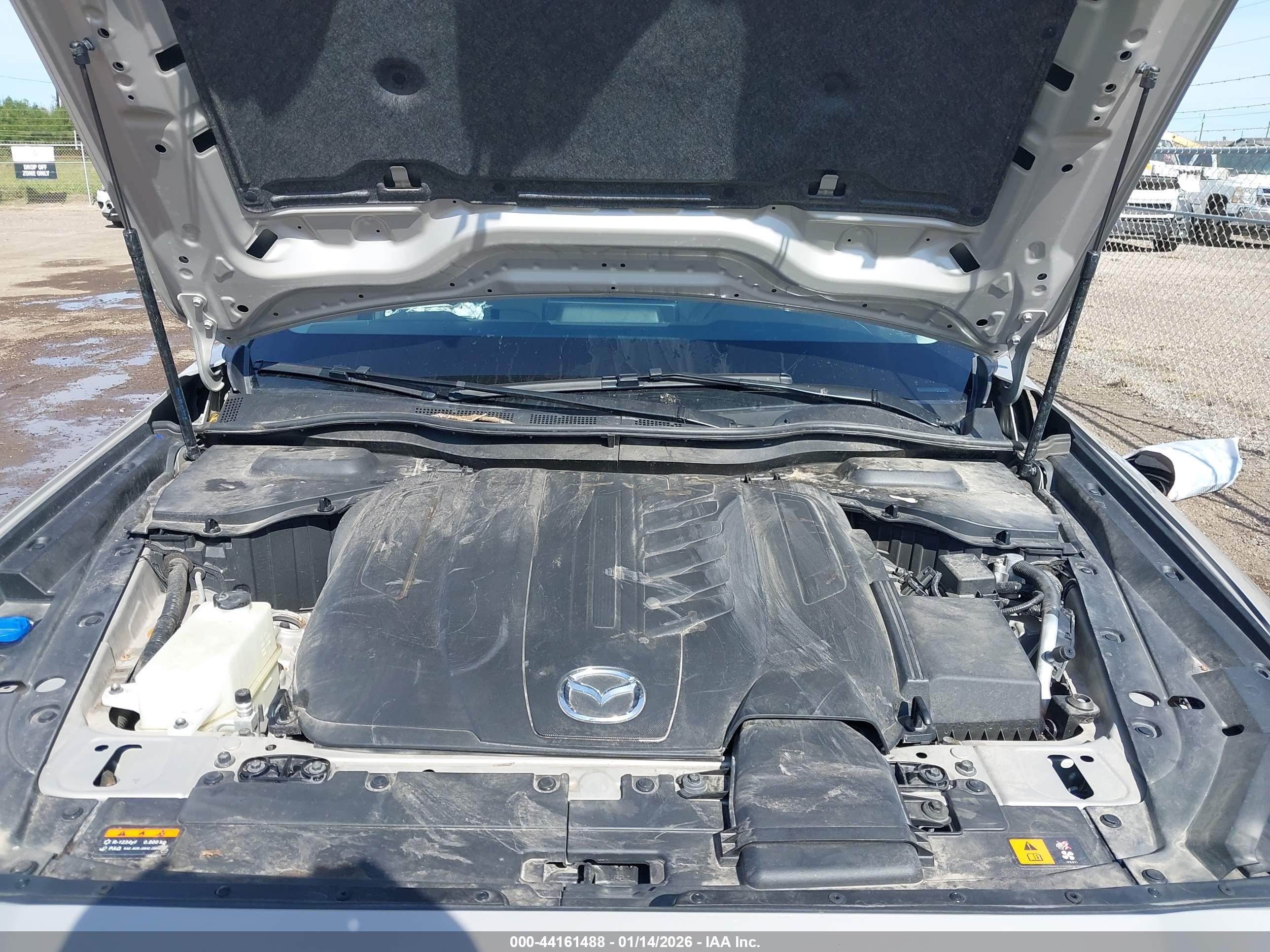 MAZDA CX-90 image 10