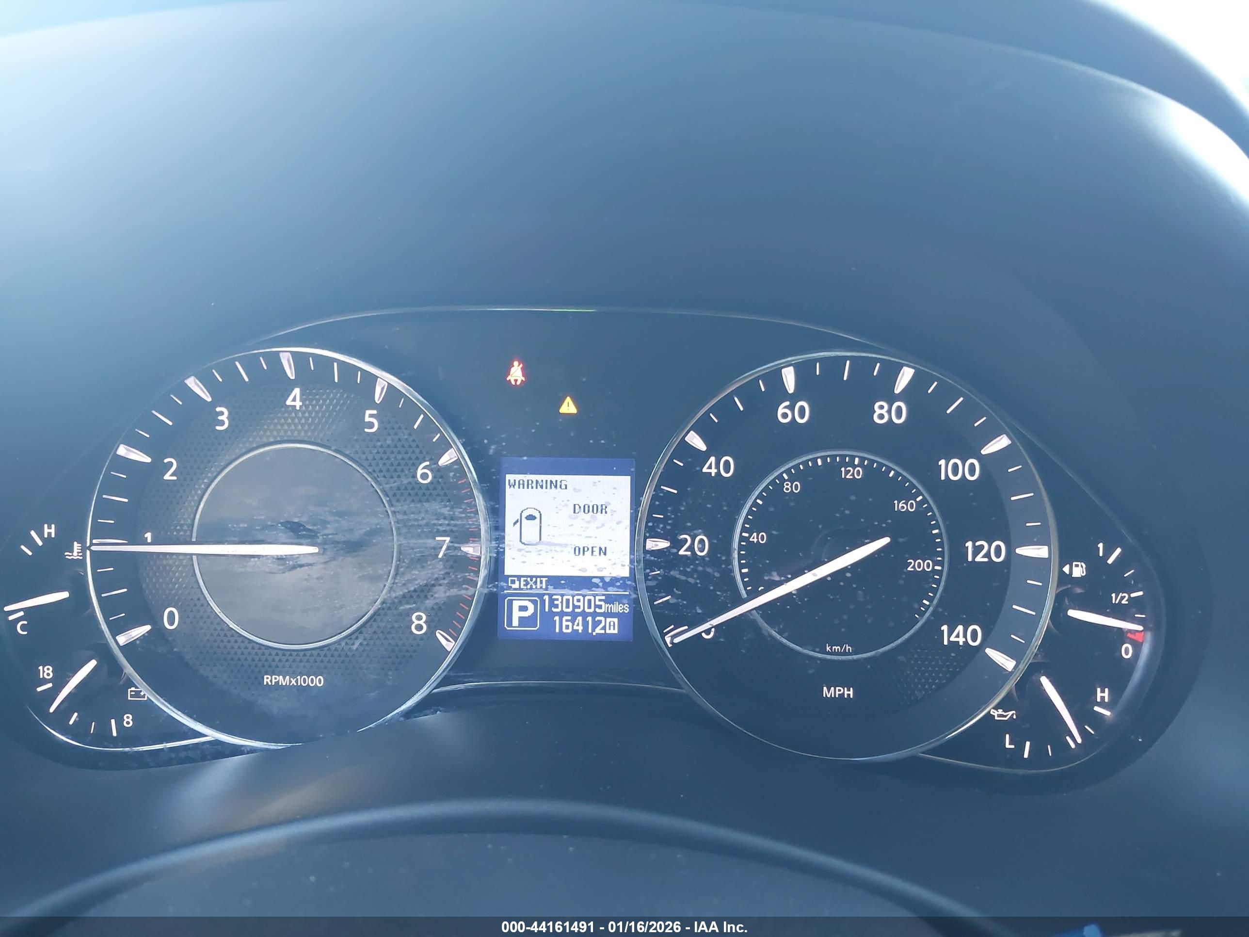 NISSAN ARMADA image 7