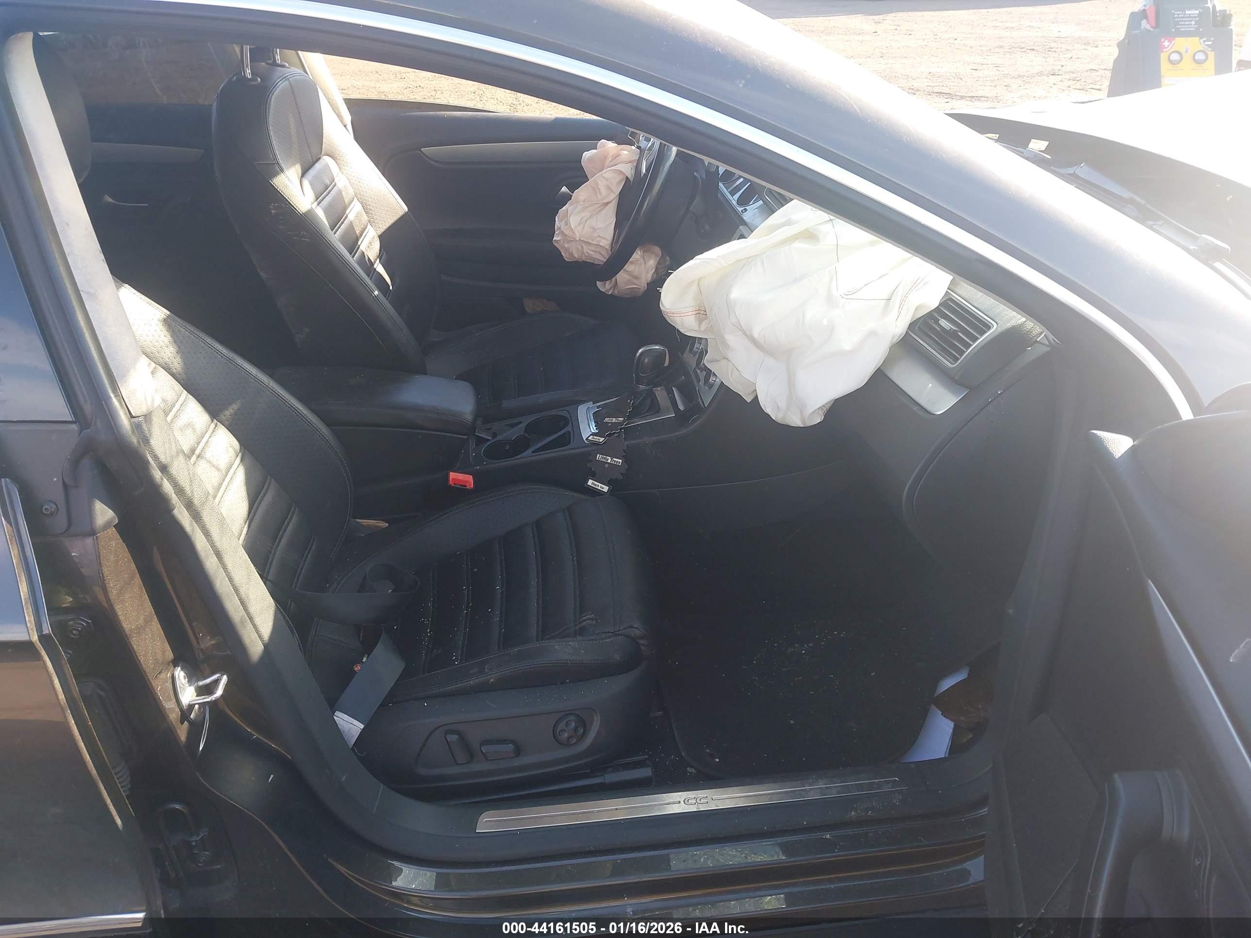 VOLKSWAGEN CC image 5