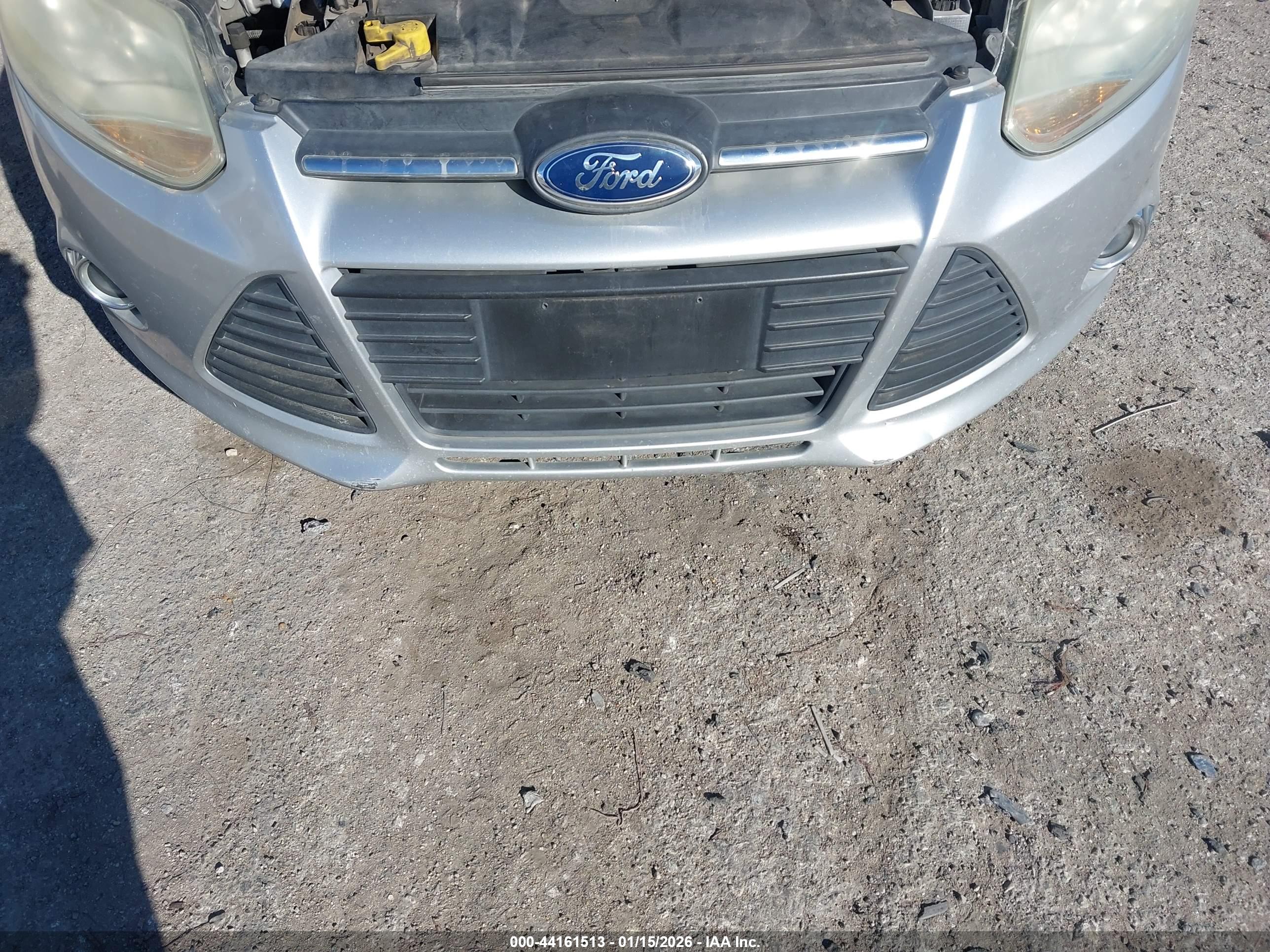 FORD FOCUS image 6