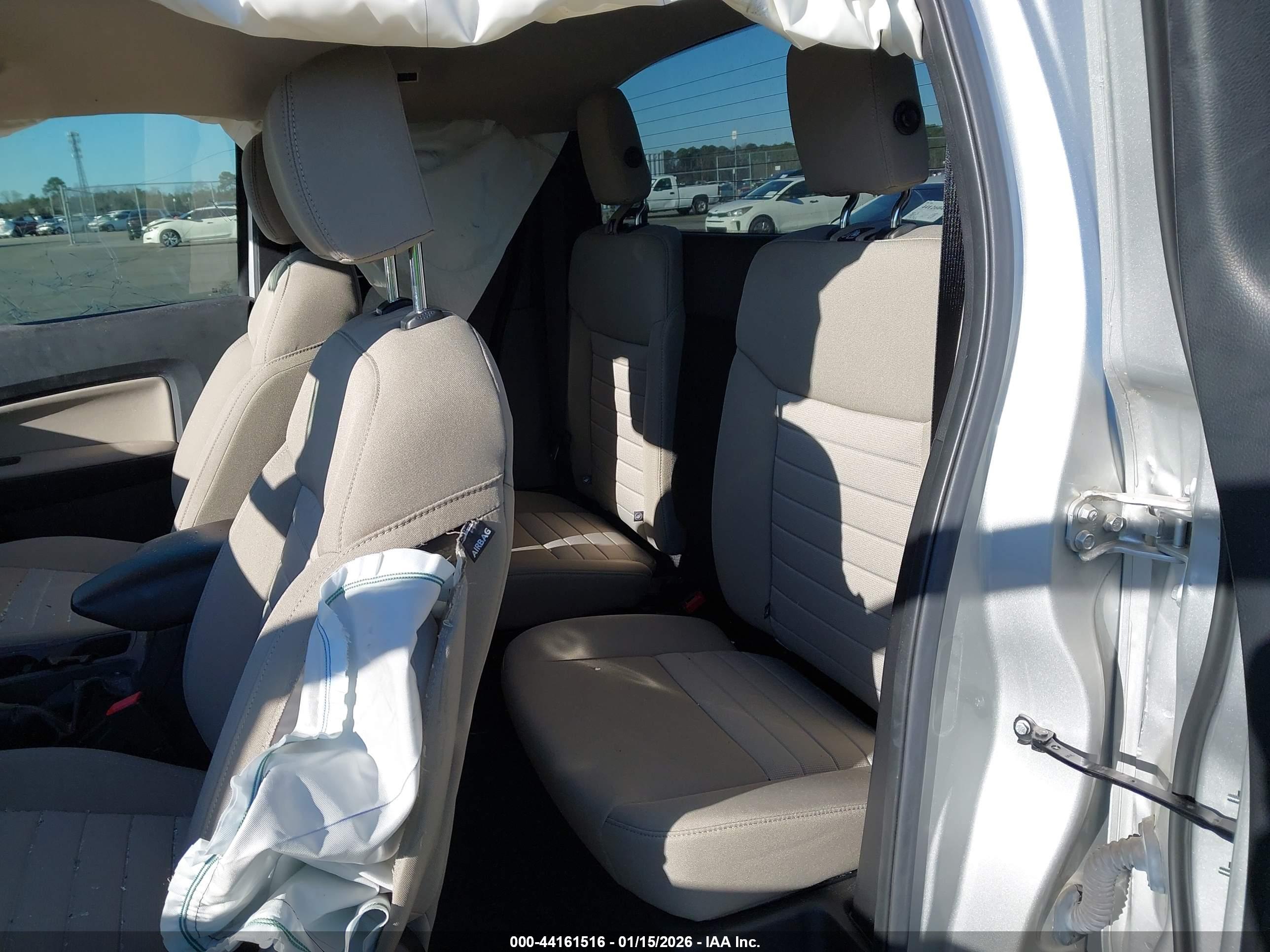 FORD RANGER image 8