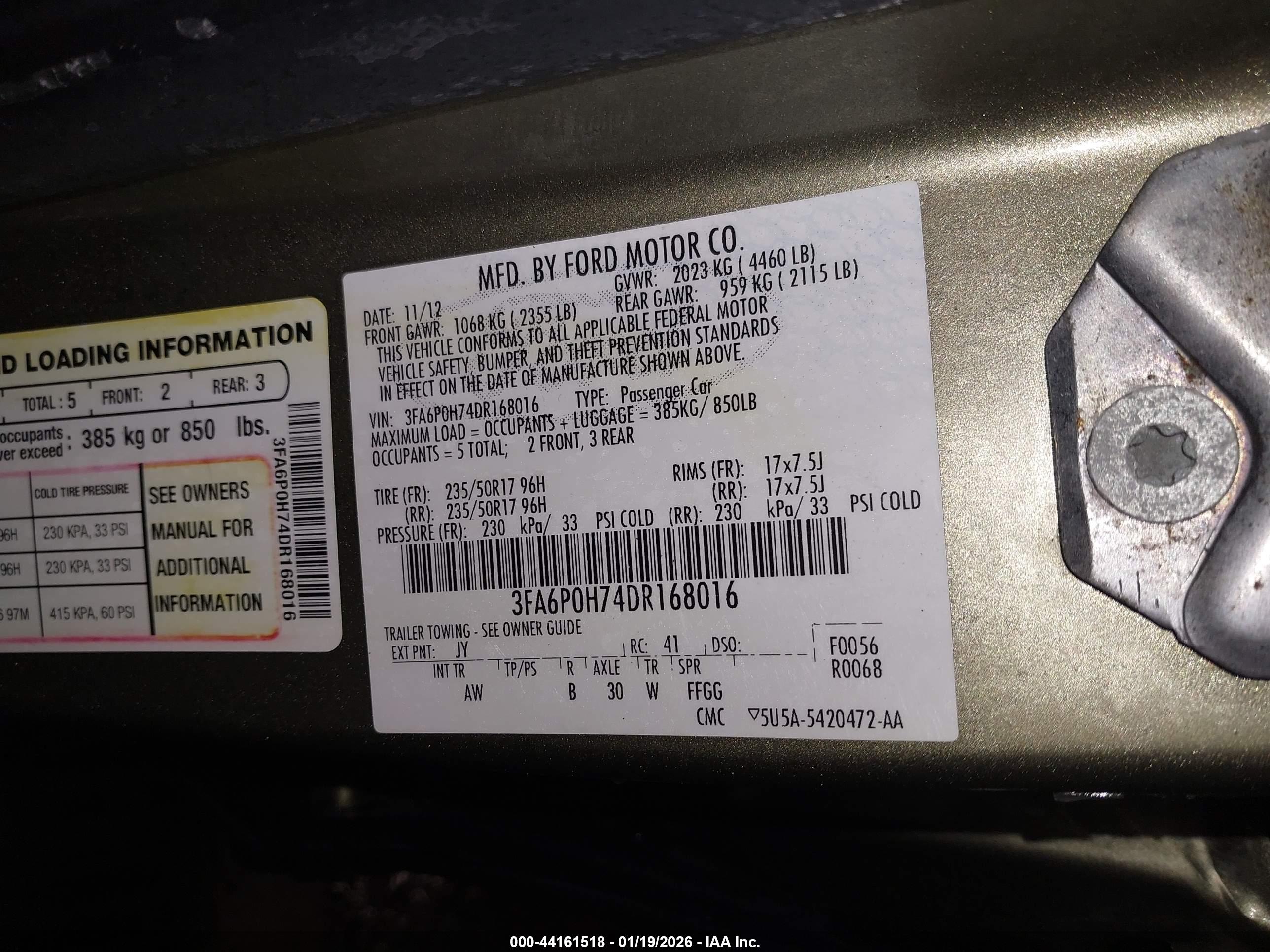 FORD FUSION image 9