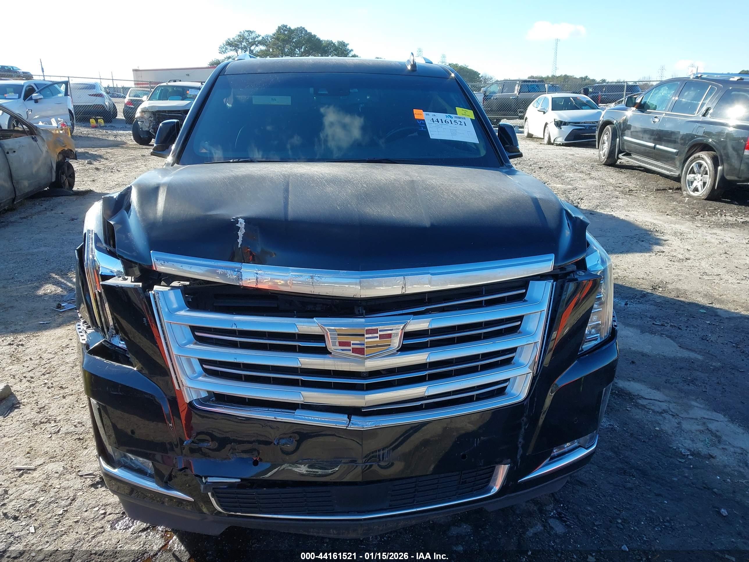CADILLAC ESCALADE image 6