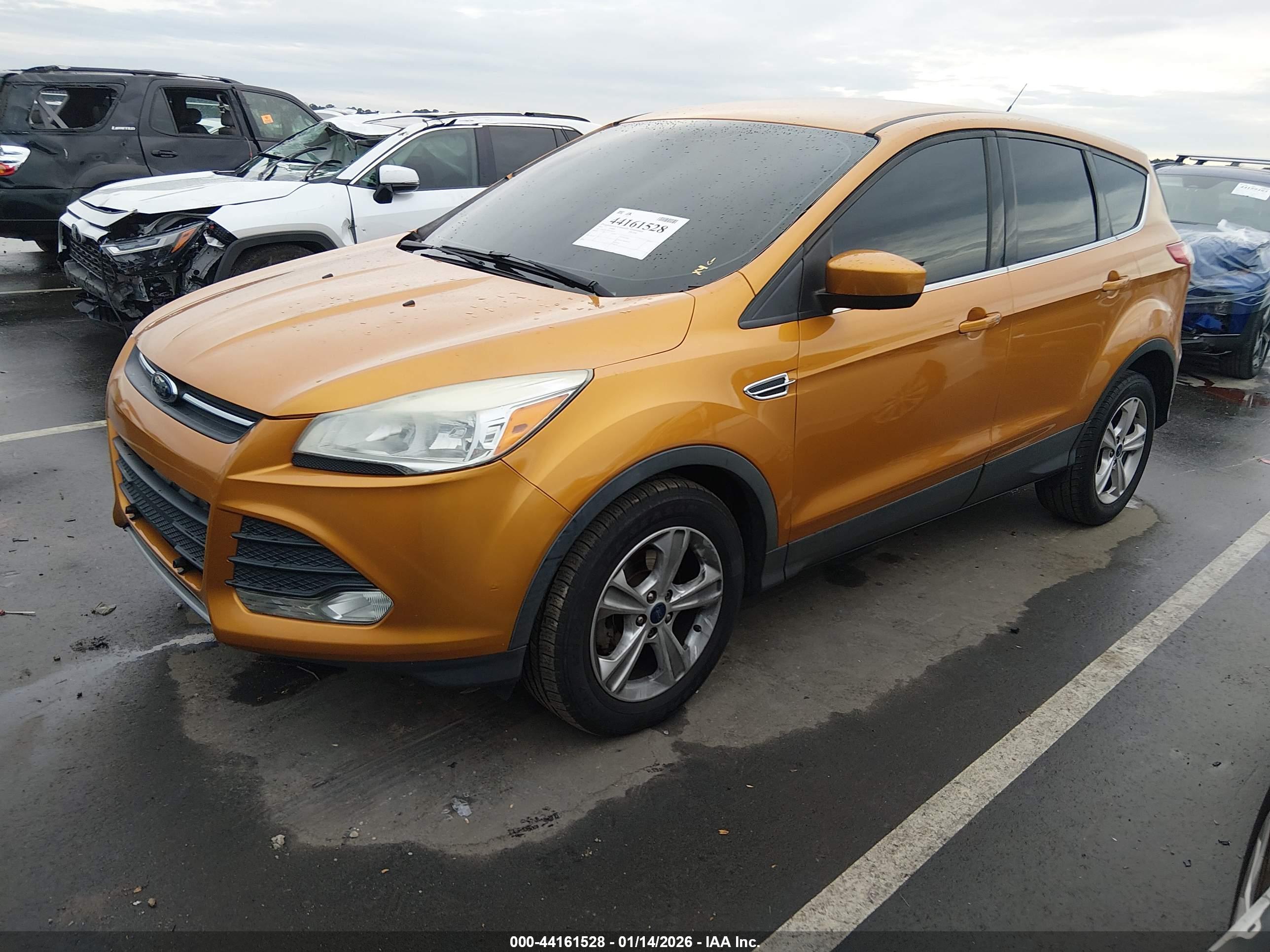 FORD ESCAPE image 2