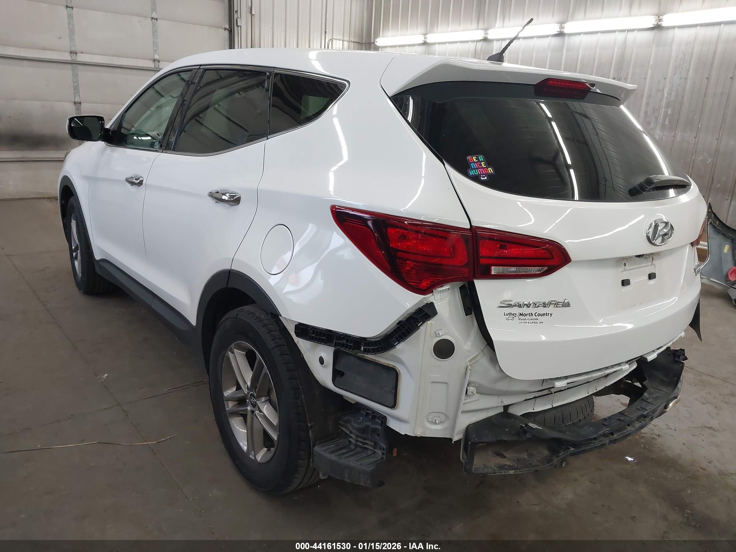 HYUNDAI SANTA image 3