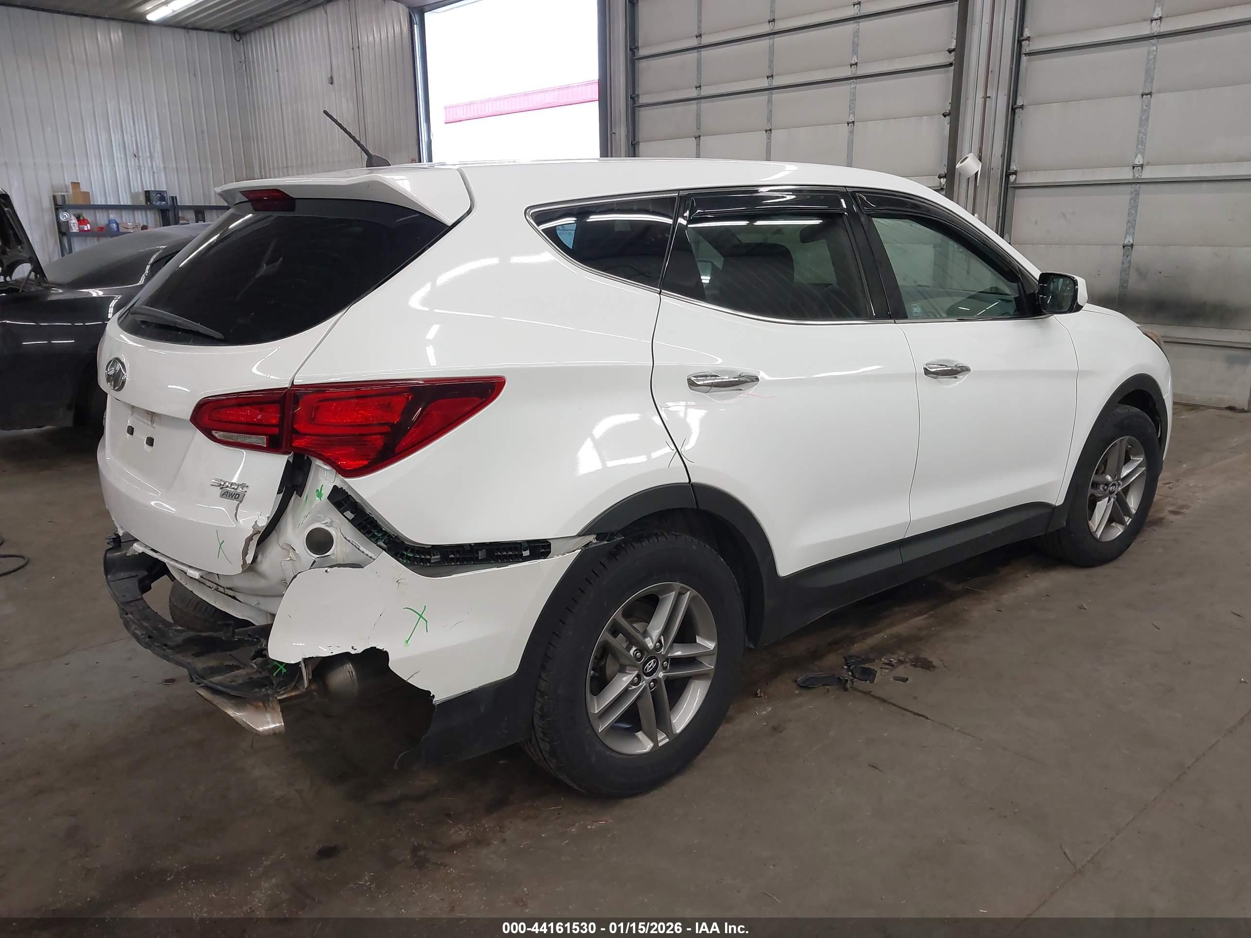 HYUNDAI SANTA image 4
