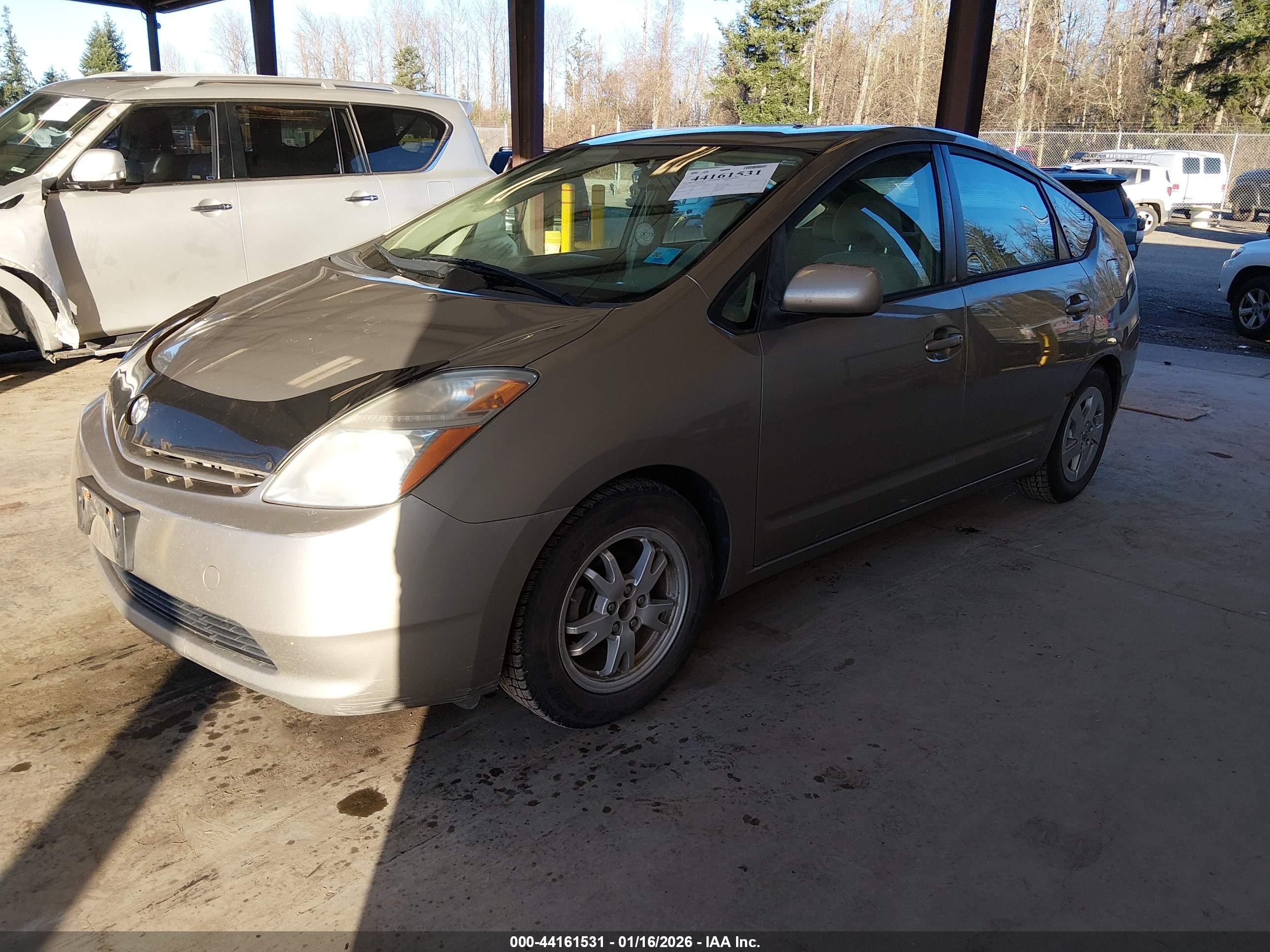 TOYOTA PRIUS image 2