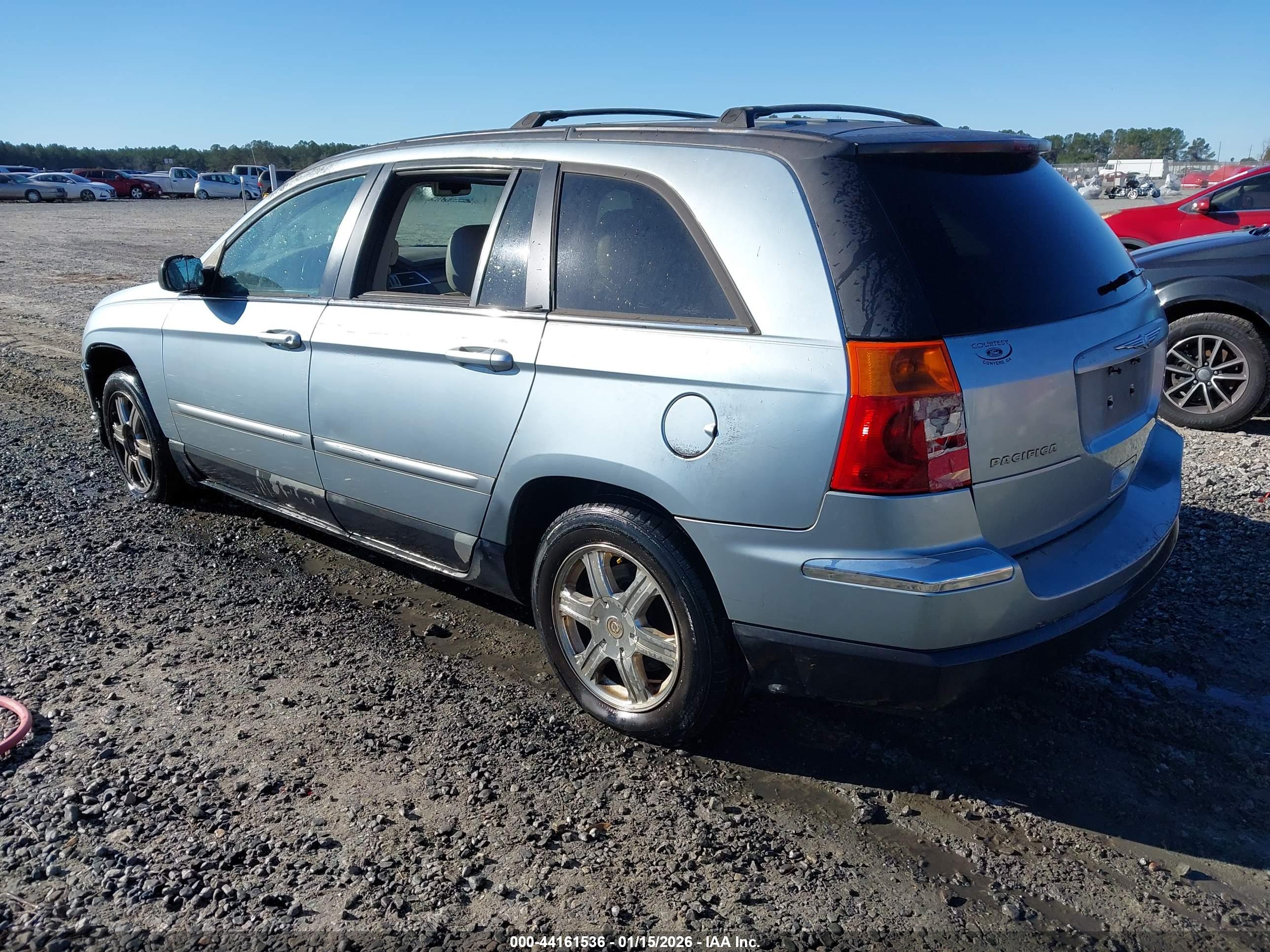 CHRYSLER PACIFICA image 3