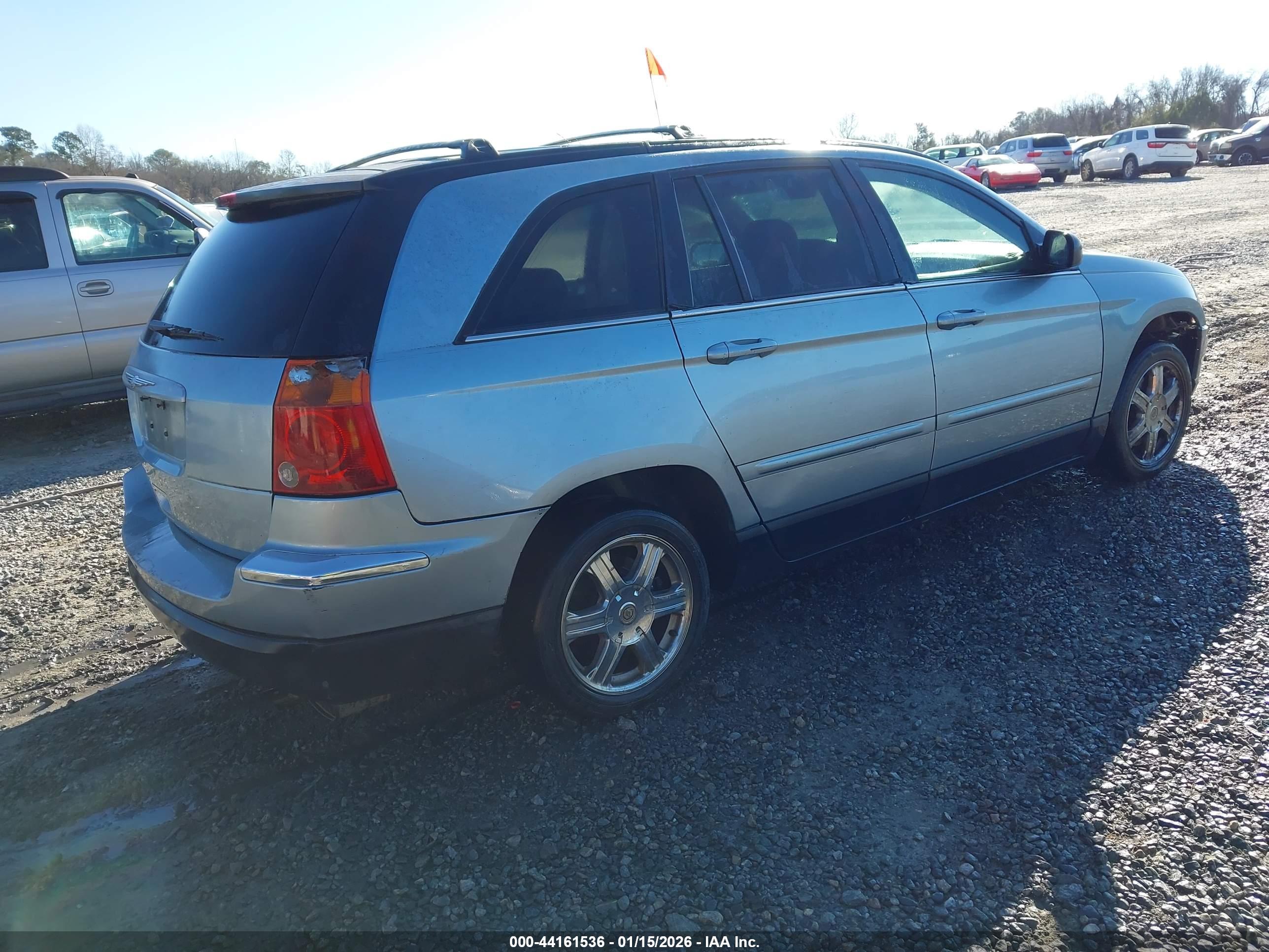 CHRYSLER PACIFICA image 4