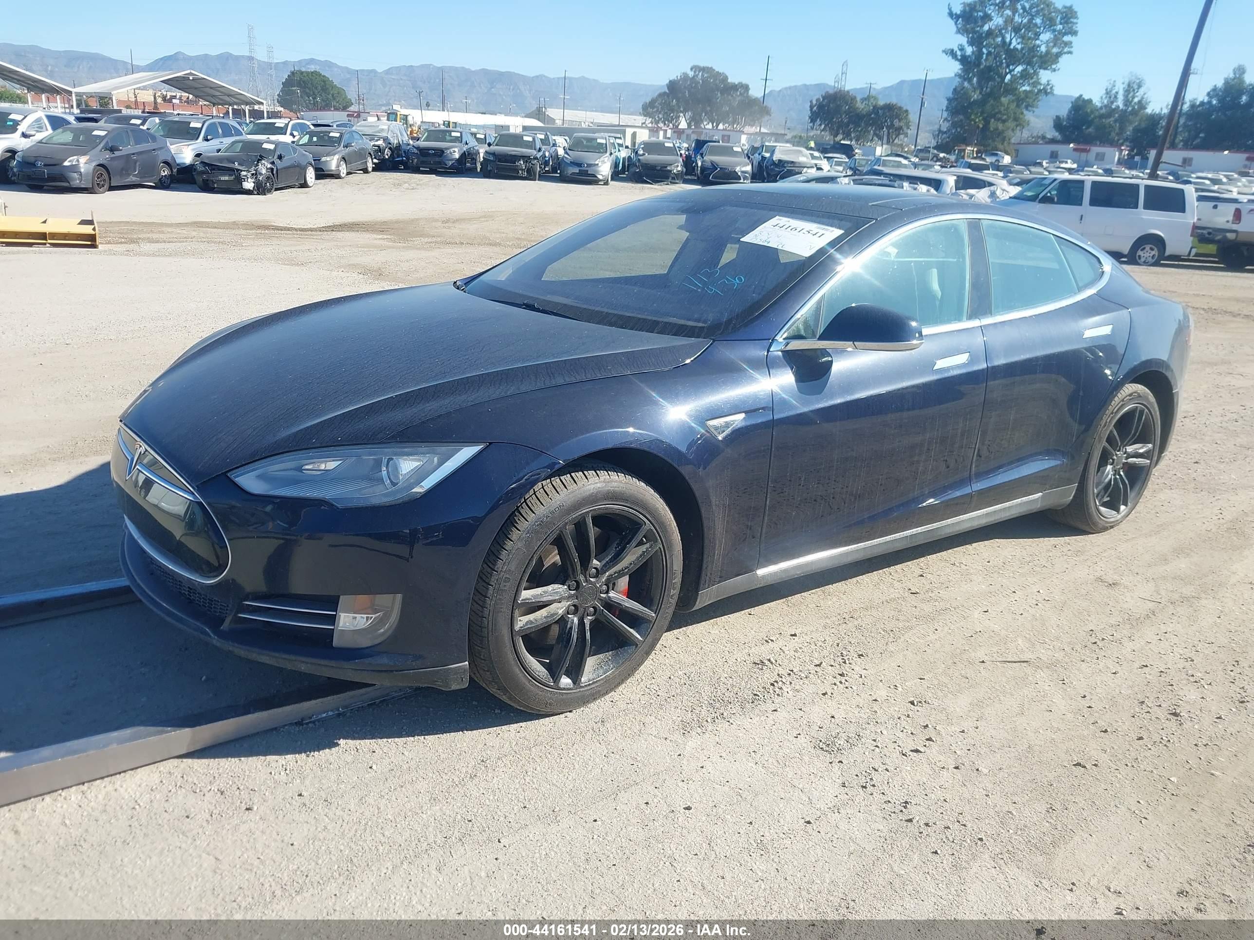 TESLA MODEL image 2