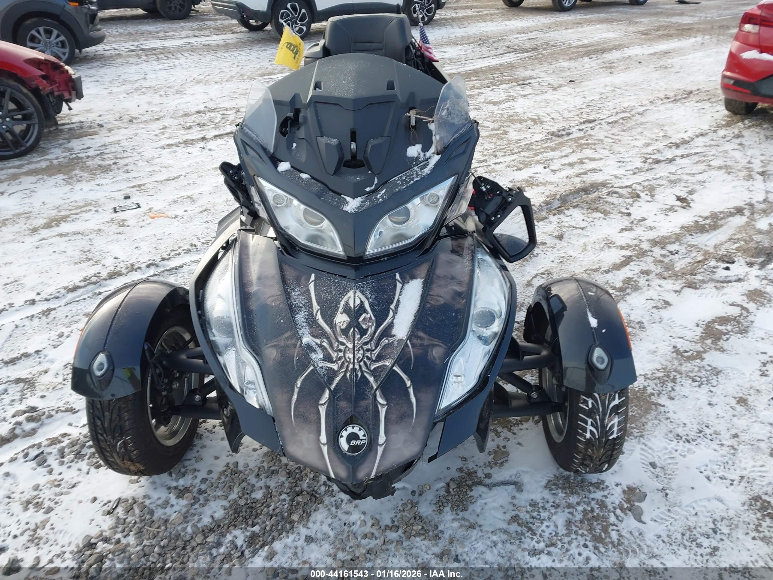 CAN-AM SPYDER image 5