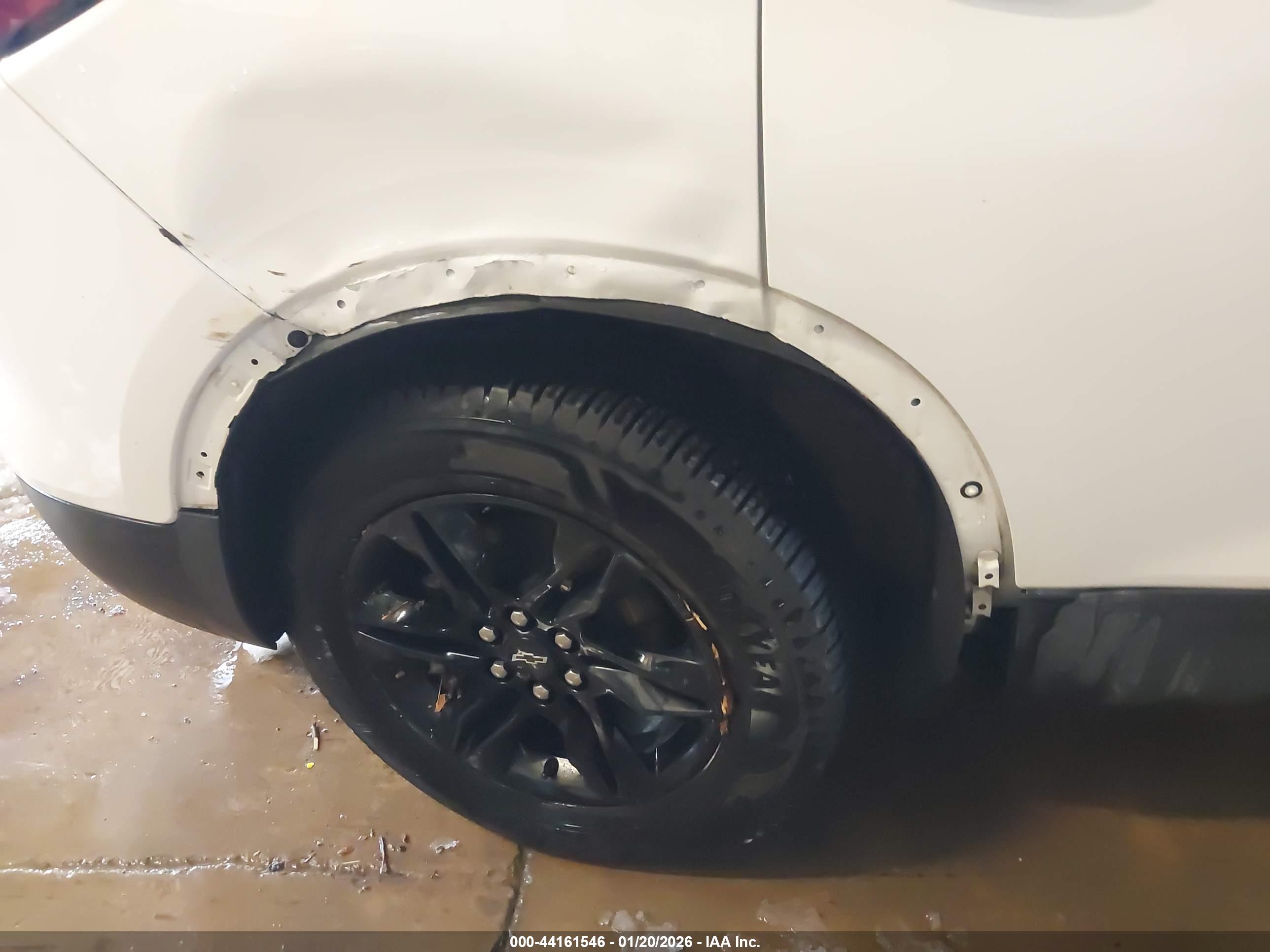 CHEVROLET BLAZER image 6
