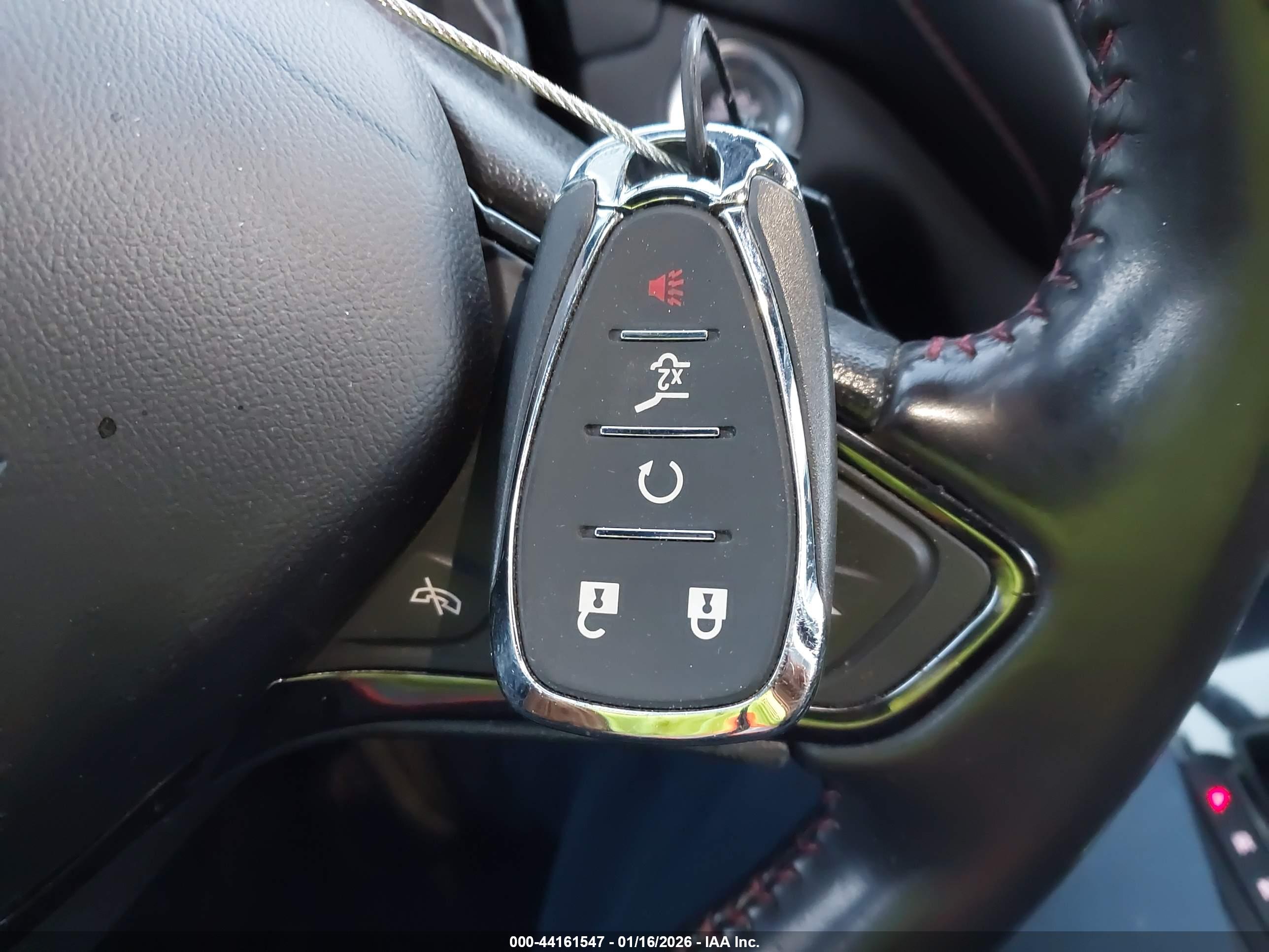 CHEVROLET EQUINOX image 11