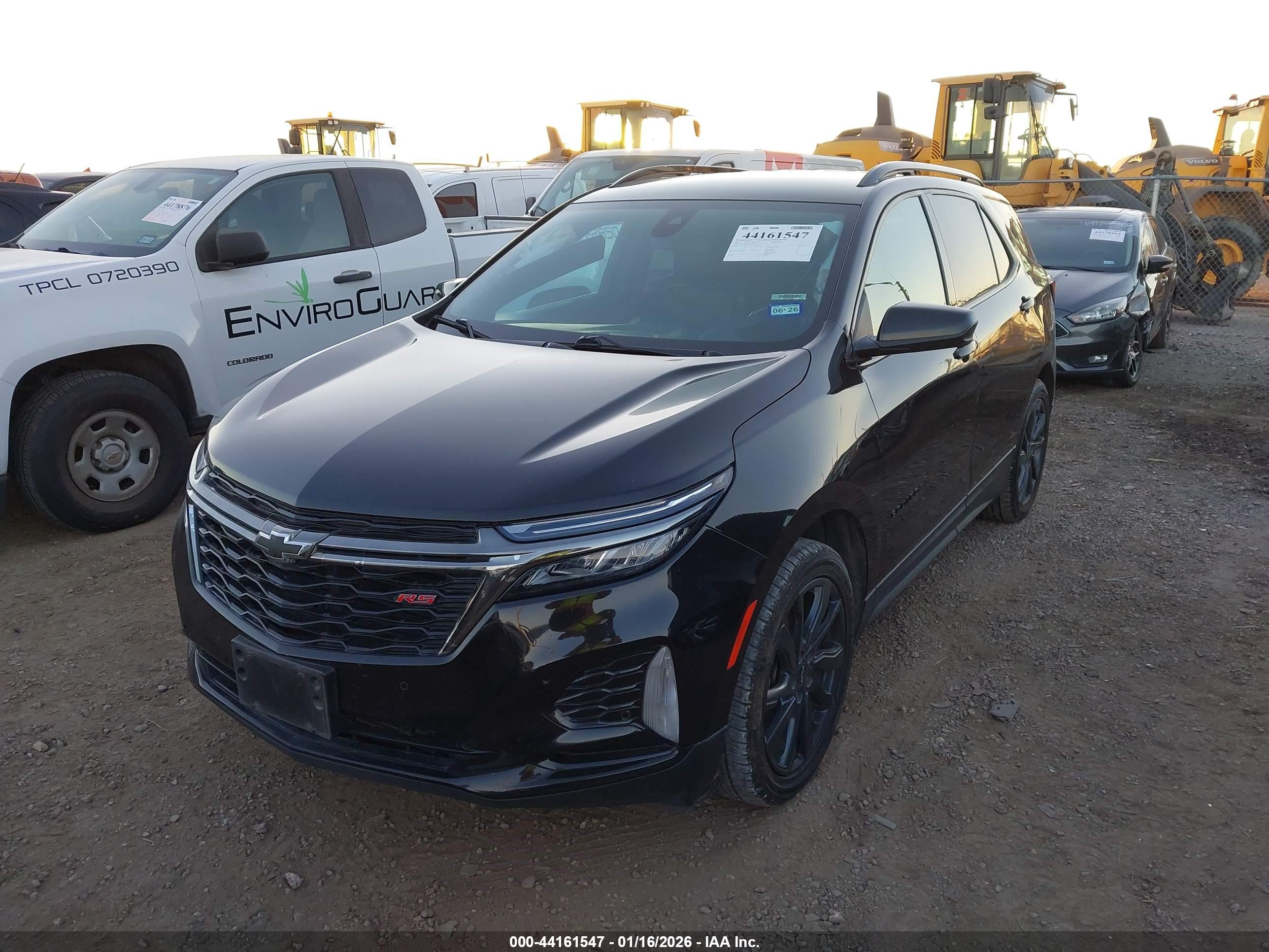 CHEVROLET EQUINOX image 2