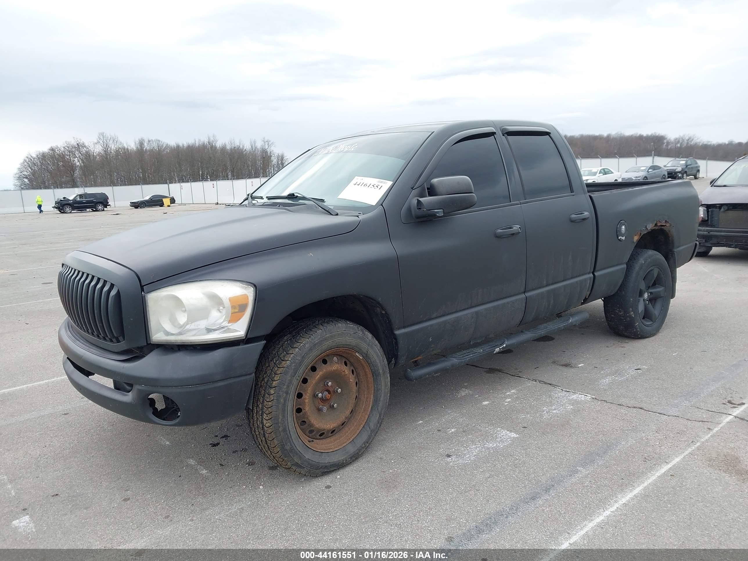 DODGE RAM image 2