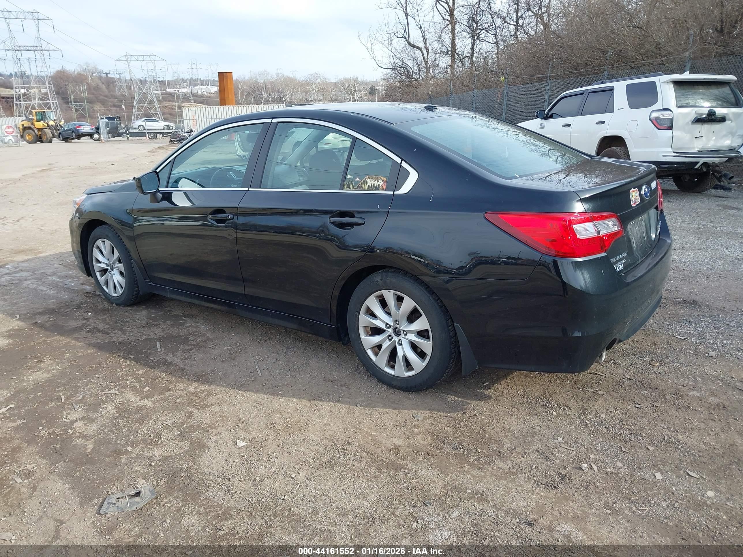SUBARU LEGACY image 3