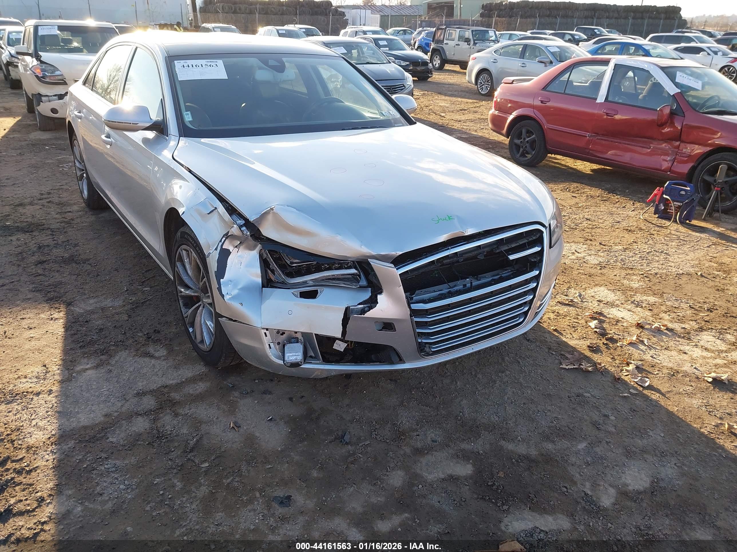 AUDI A8 image 6