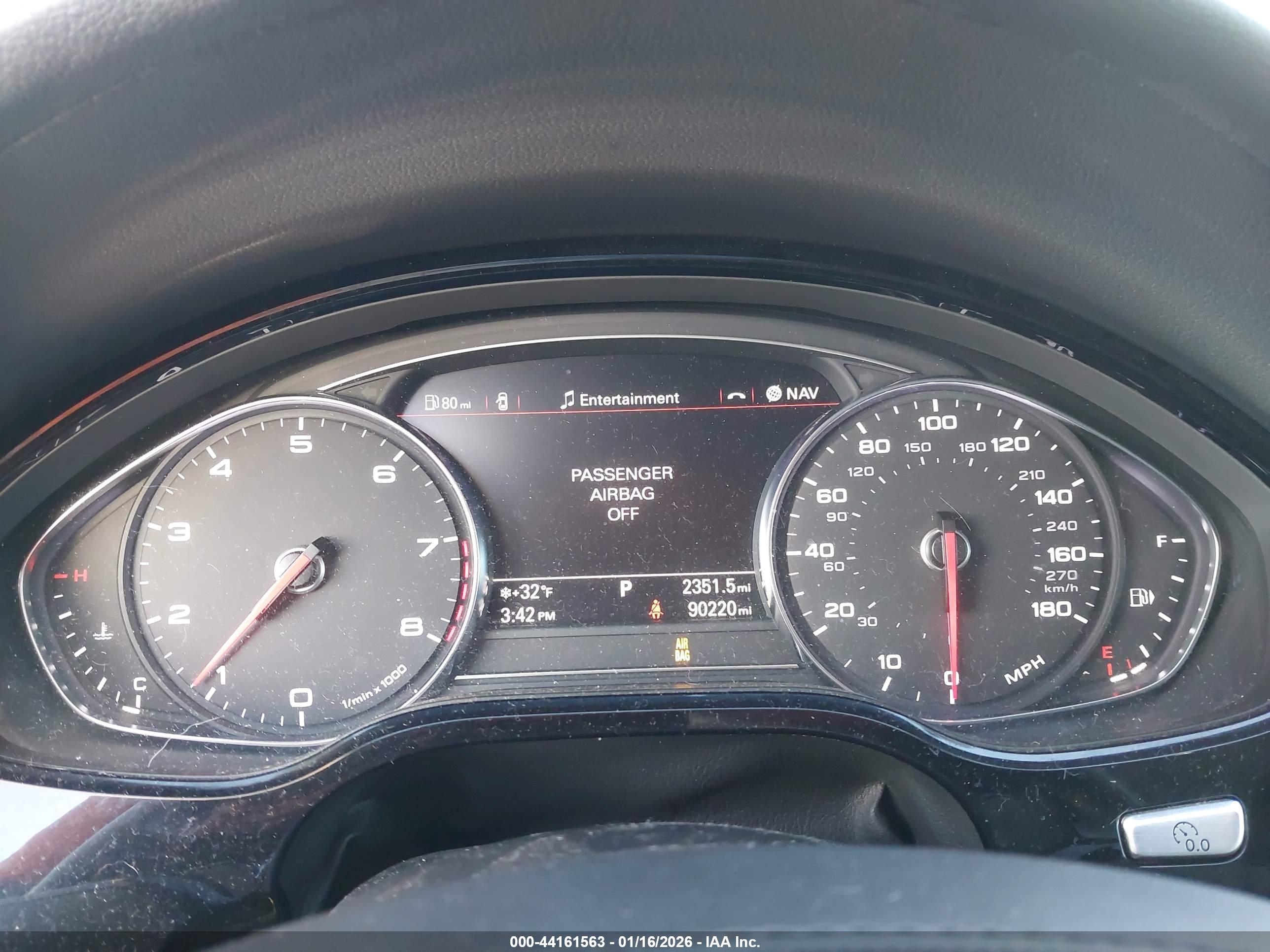 AUDI A8 image 7