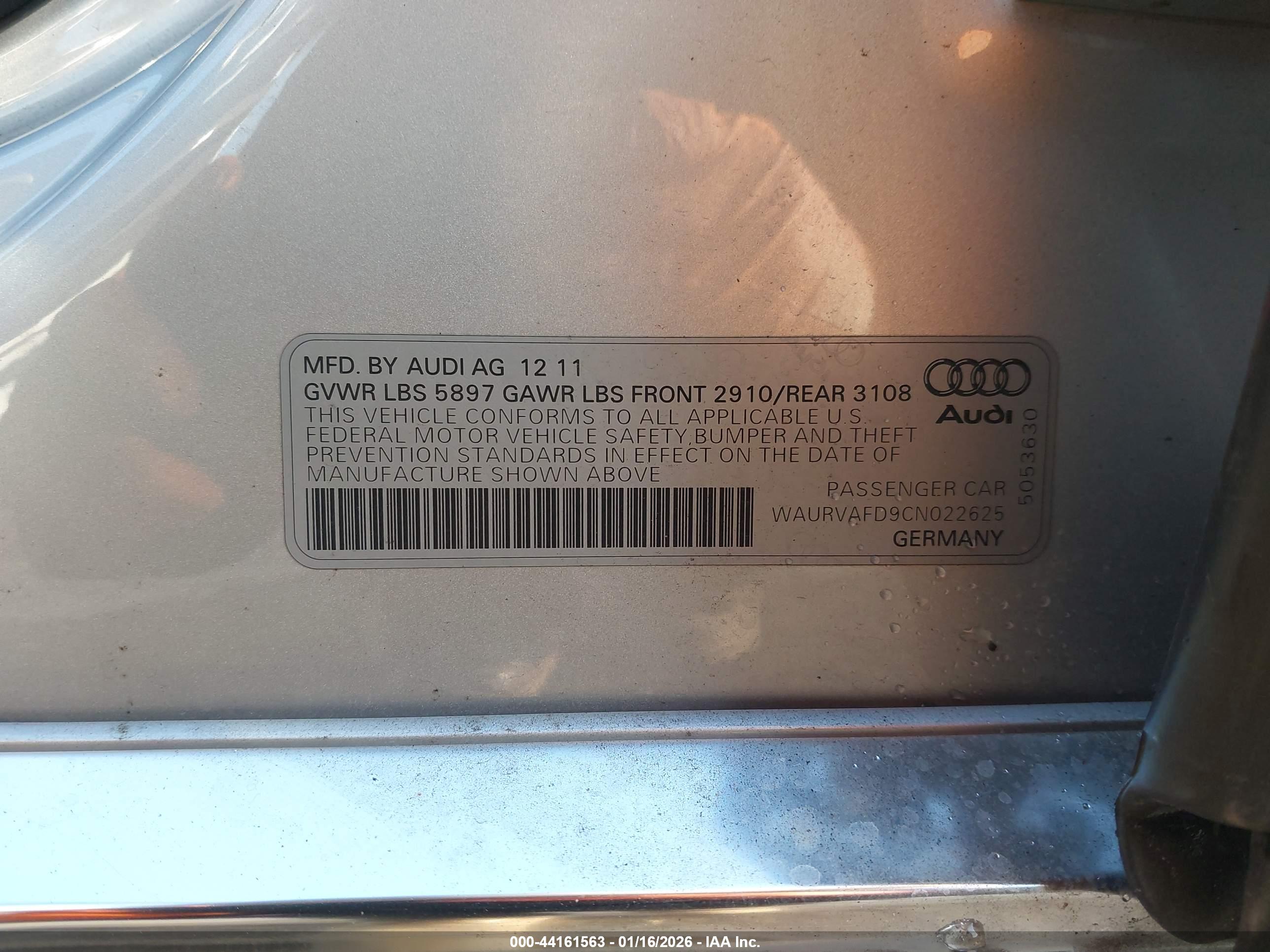 AUDI A8 image 9