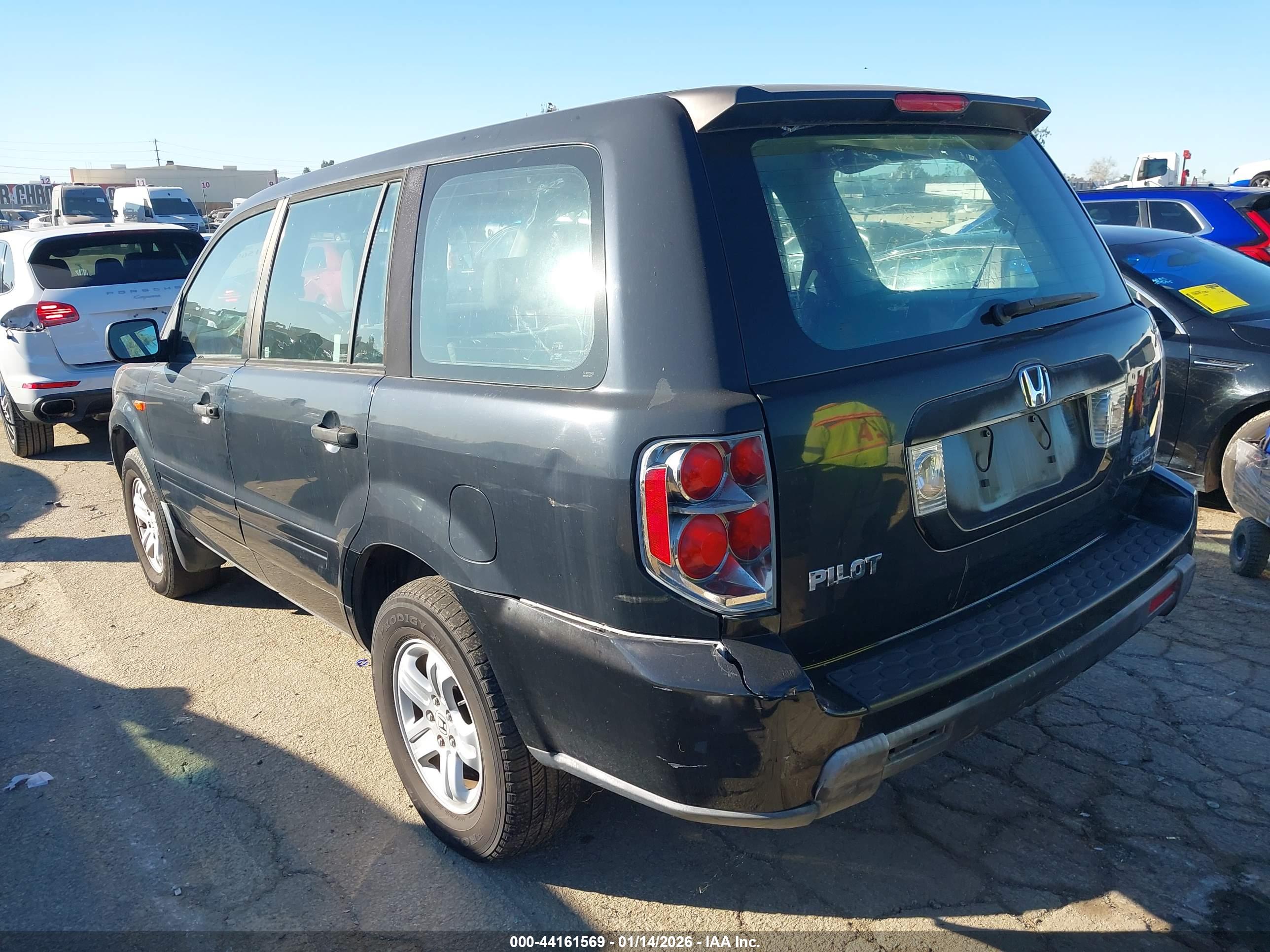 HONDA PILOT image 3