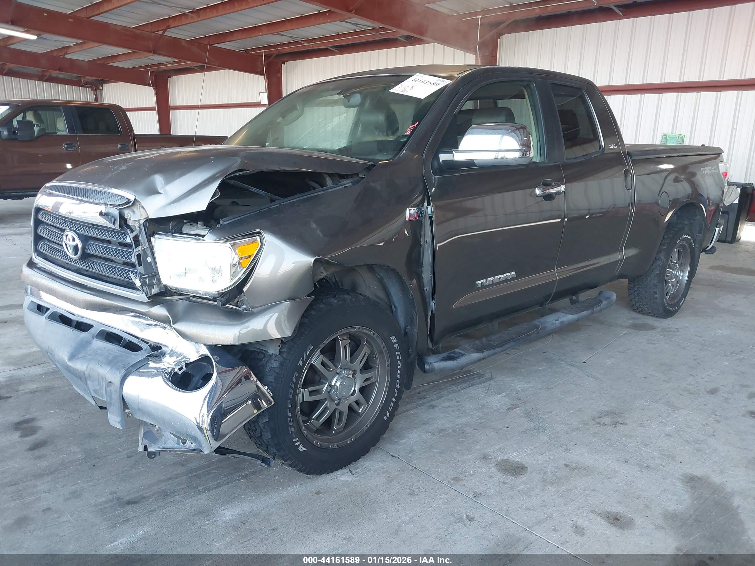 TOYOTA TUNDRA image 2
