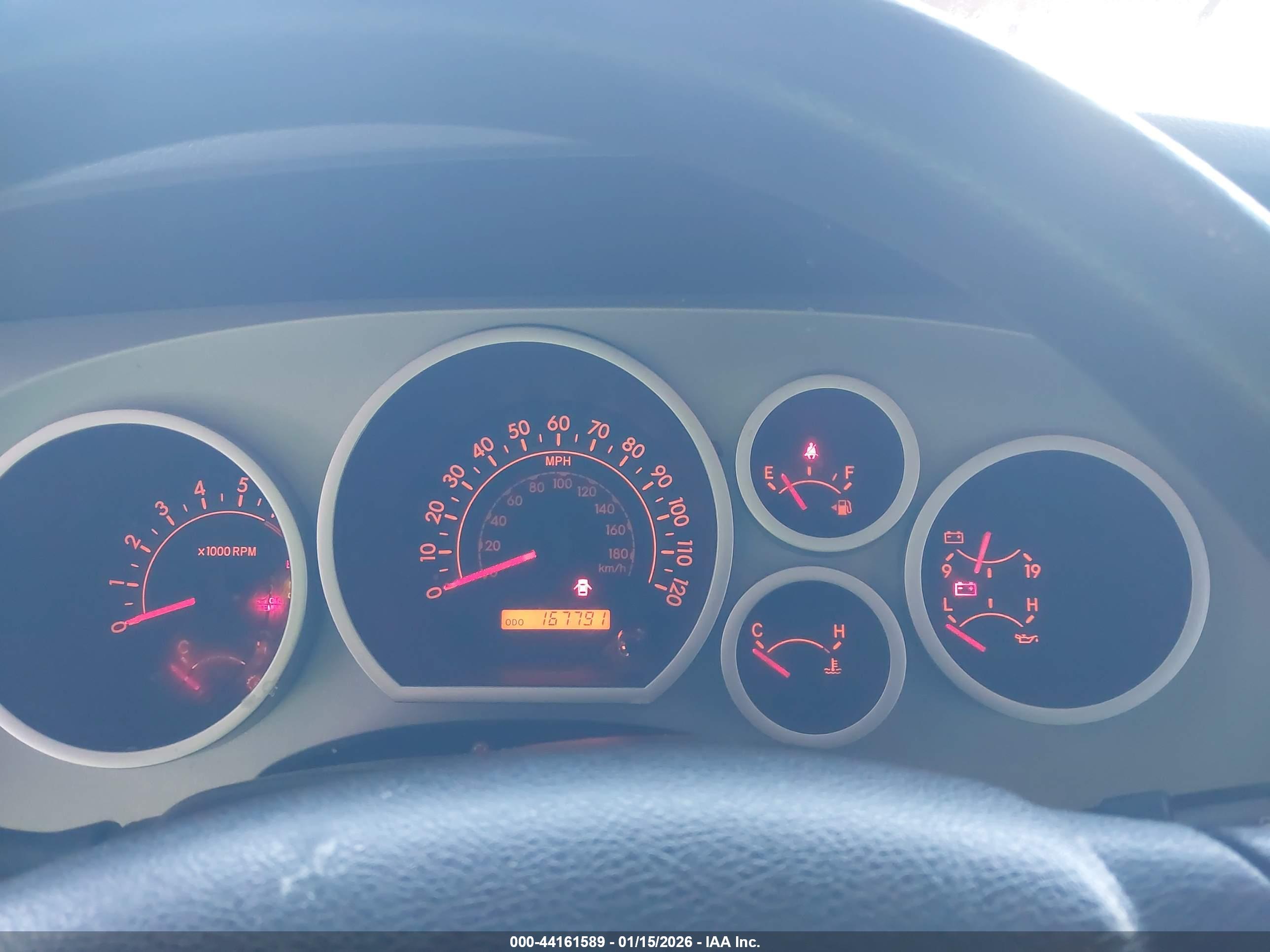 TOYOTA TUNDRA image 7