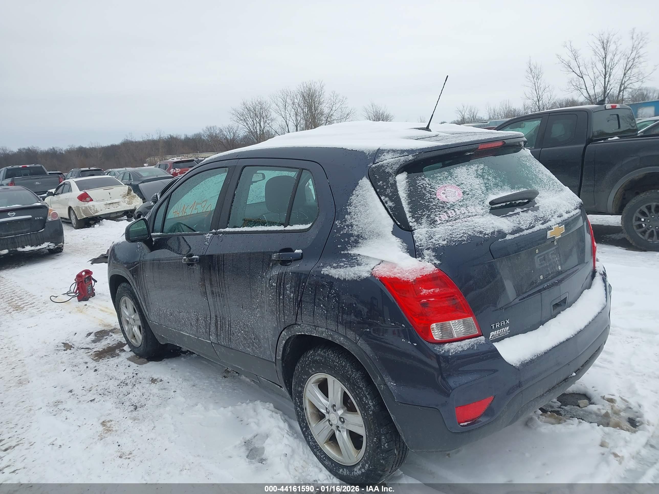 CHEVROLET TRAX image 3