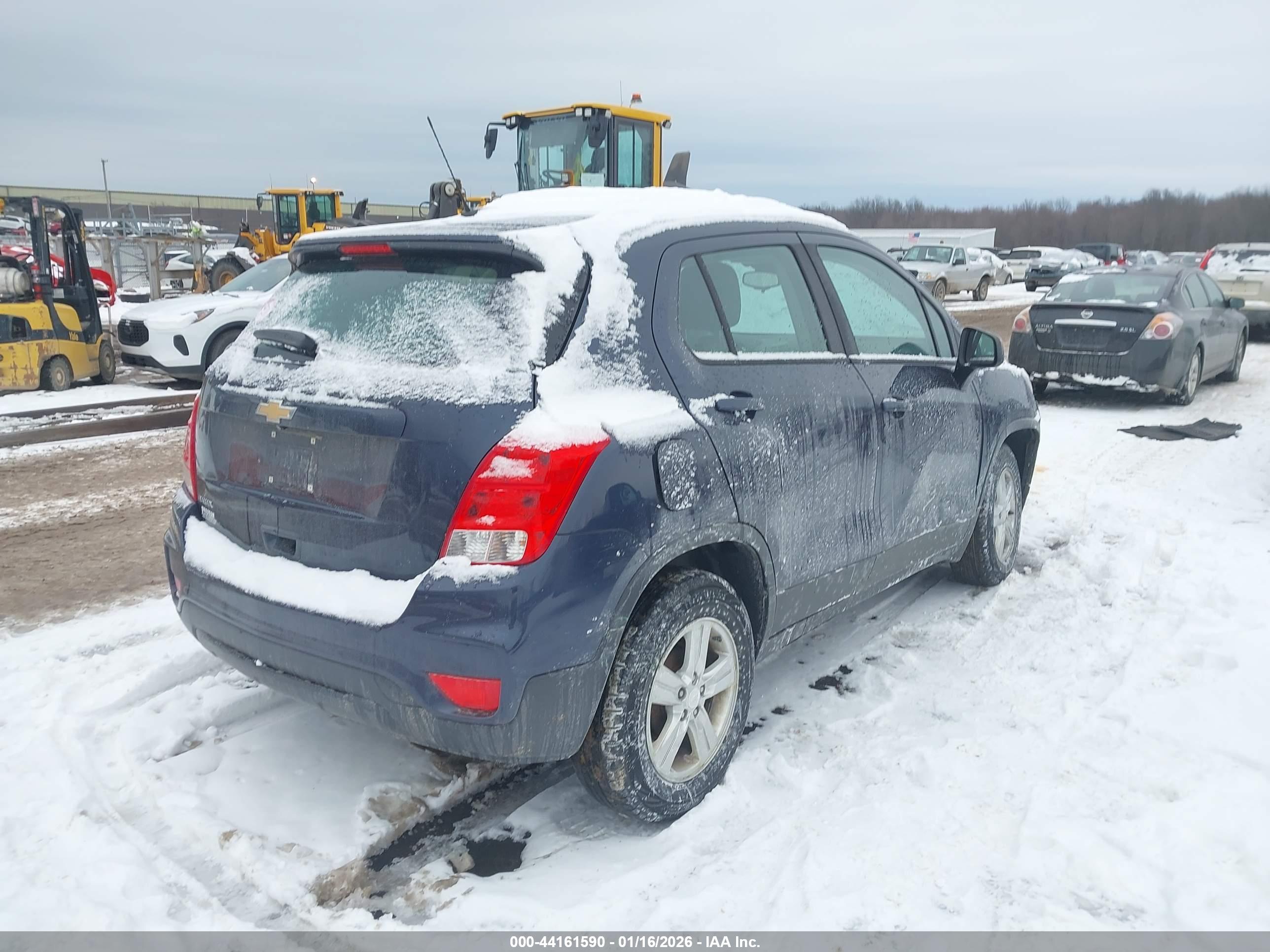 CHEVROLET TRAX image 4