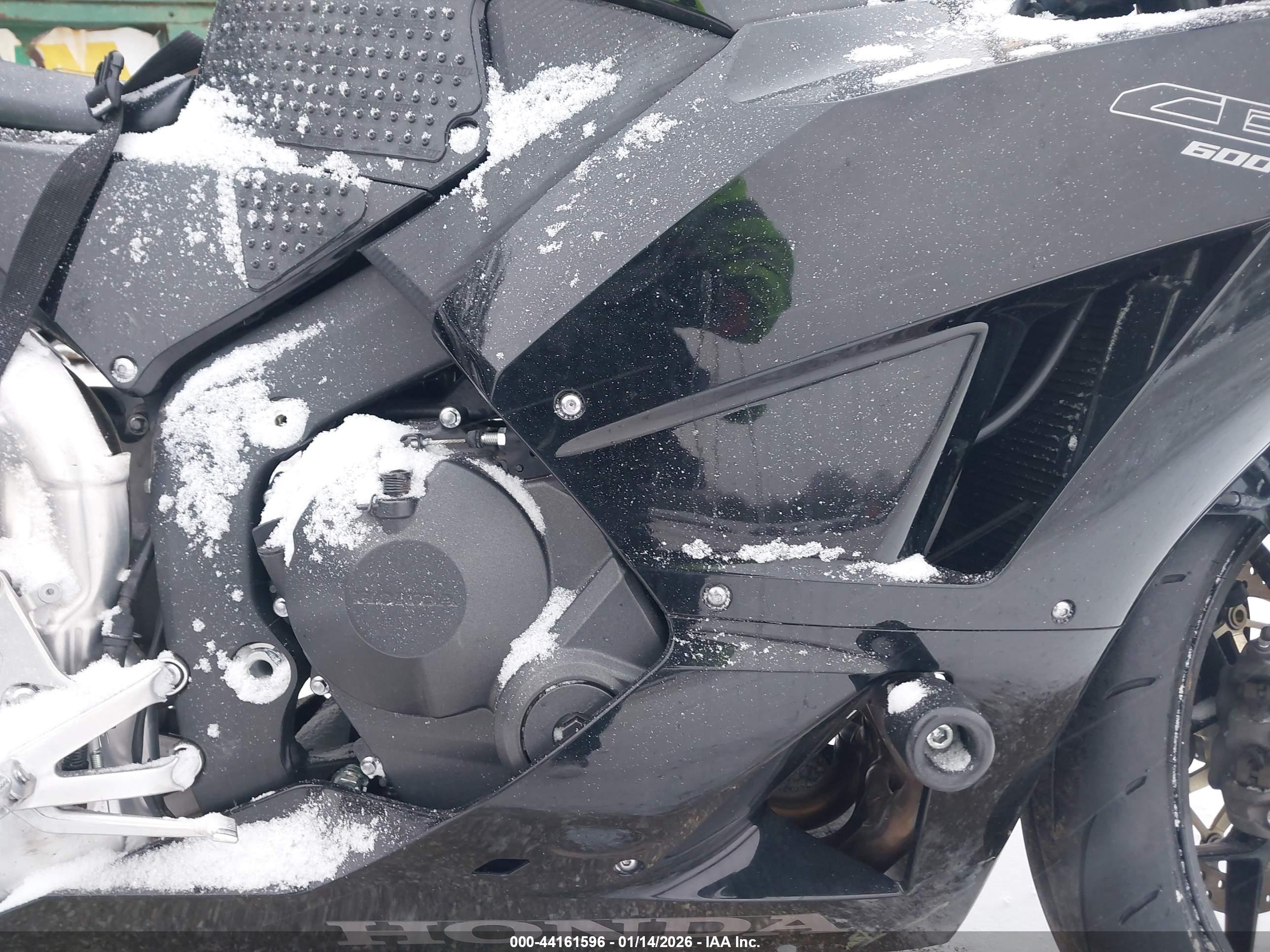 HONDA CBR600 image 8