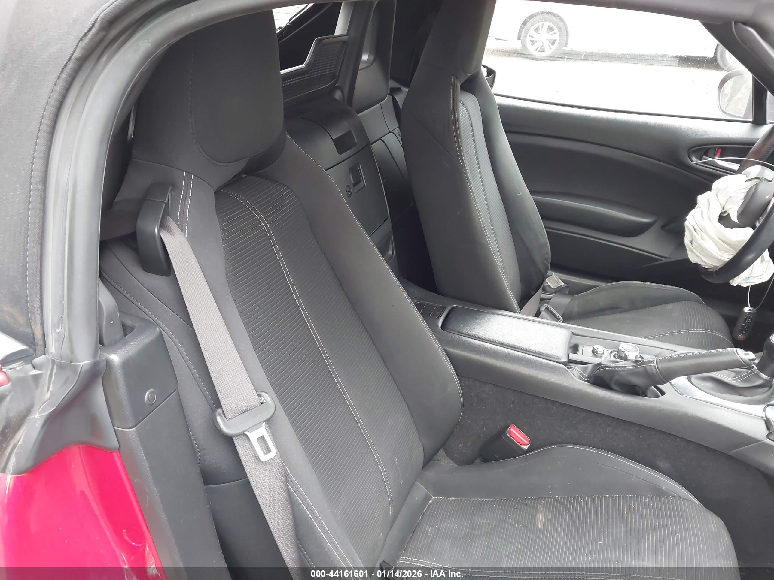 FIAT 124 image 8
