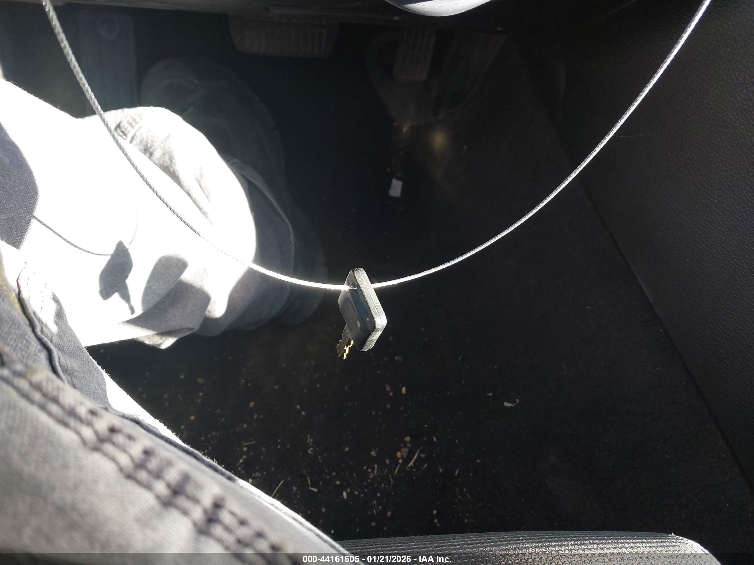 SUBARU OUTBACK image 11