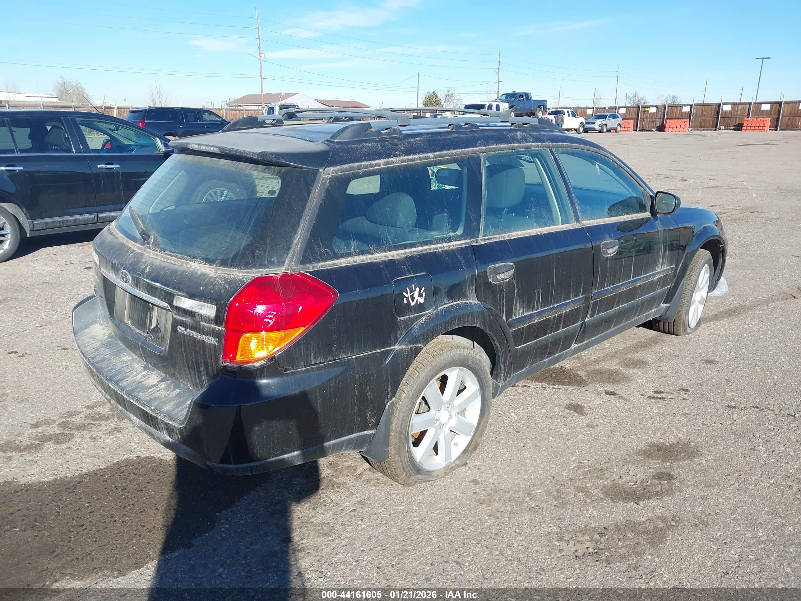SUBARU OUTBACK image 4