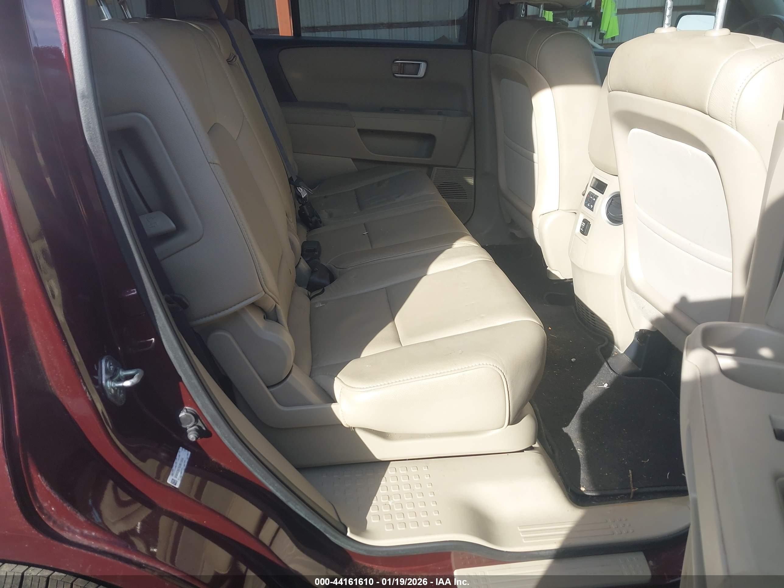 HONDA PILOT image 8