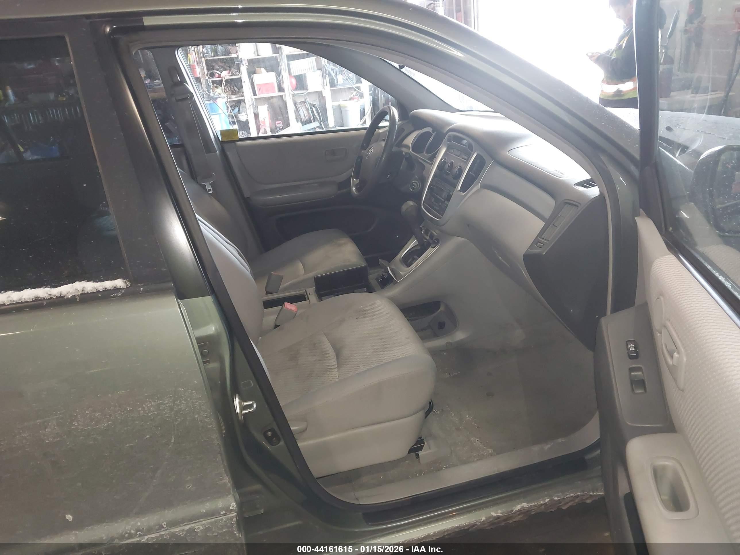 TOYOTA HIGHLANDER image 5