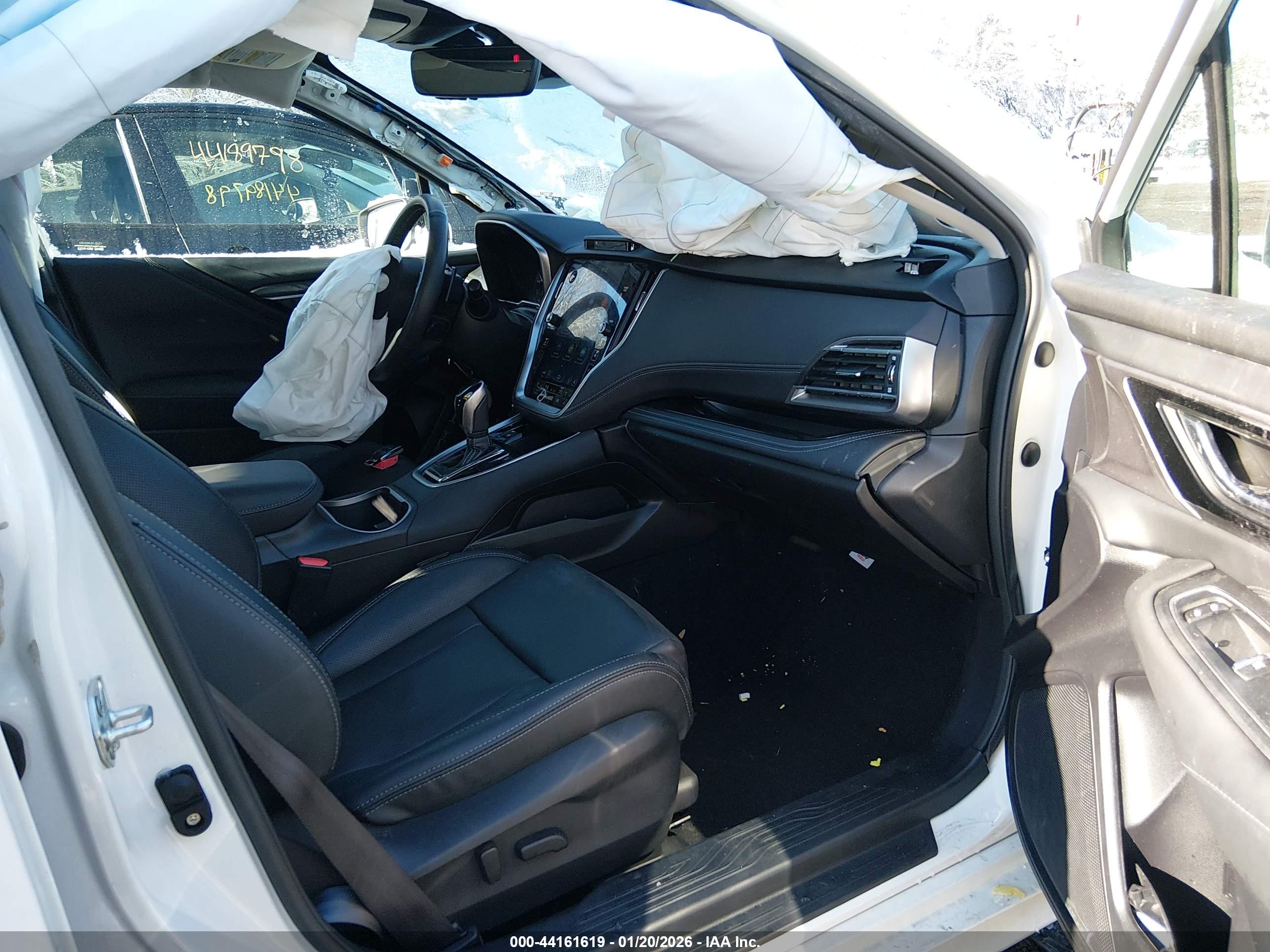 SUBARU LEGACY image 5