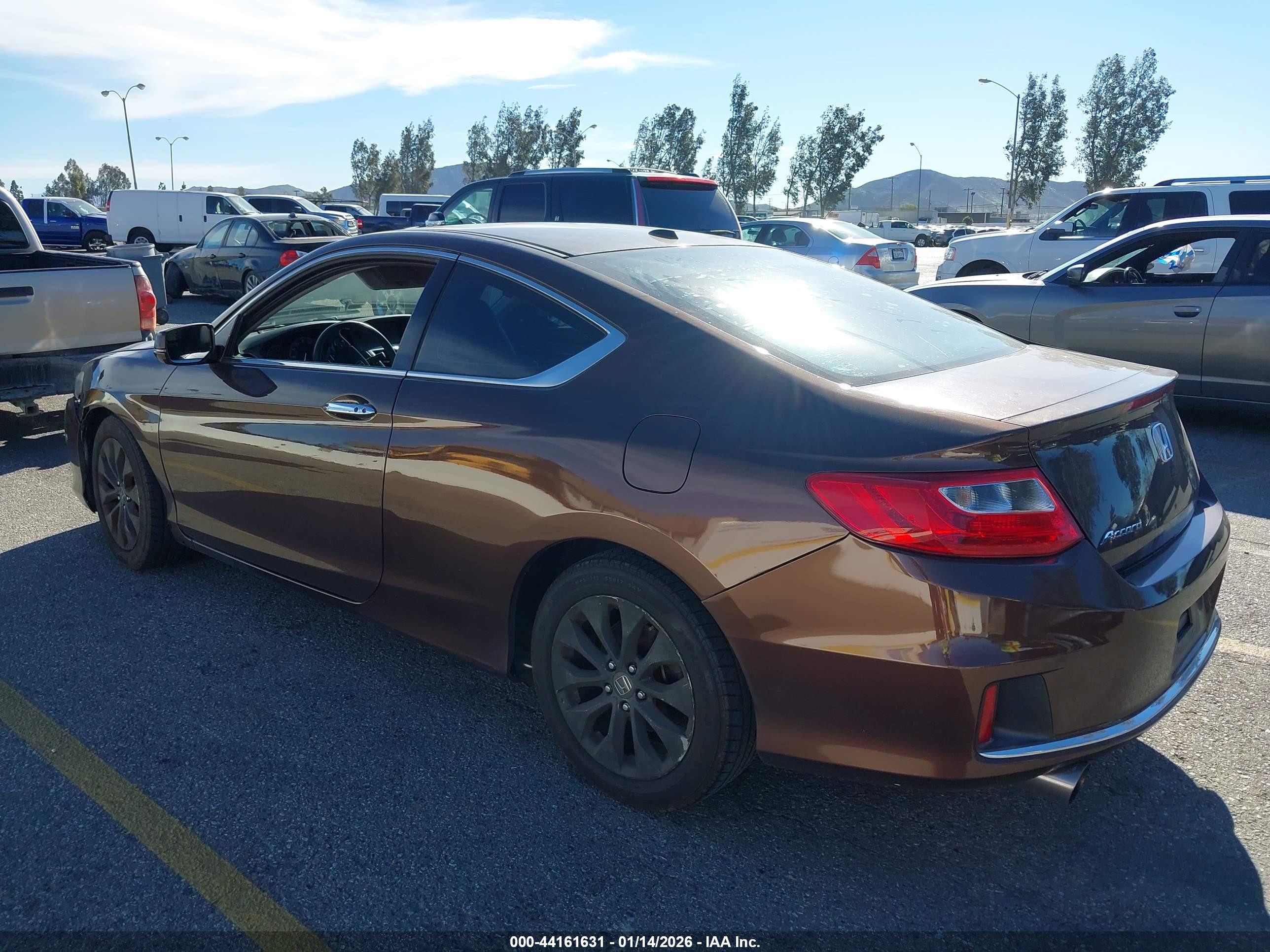 HONDA ACCORD image 3